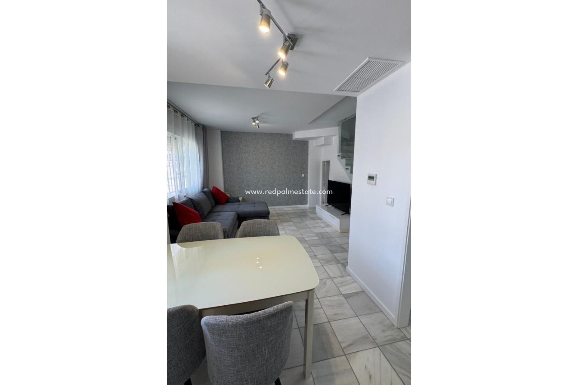Reventa - Villa -
Torrevieja - Aguas Nueva
