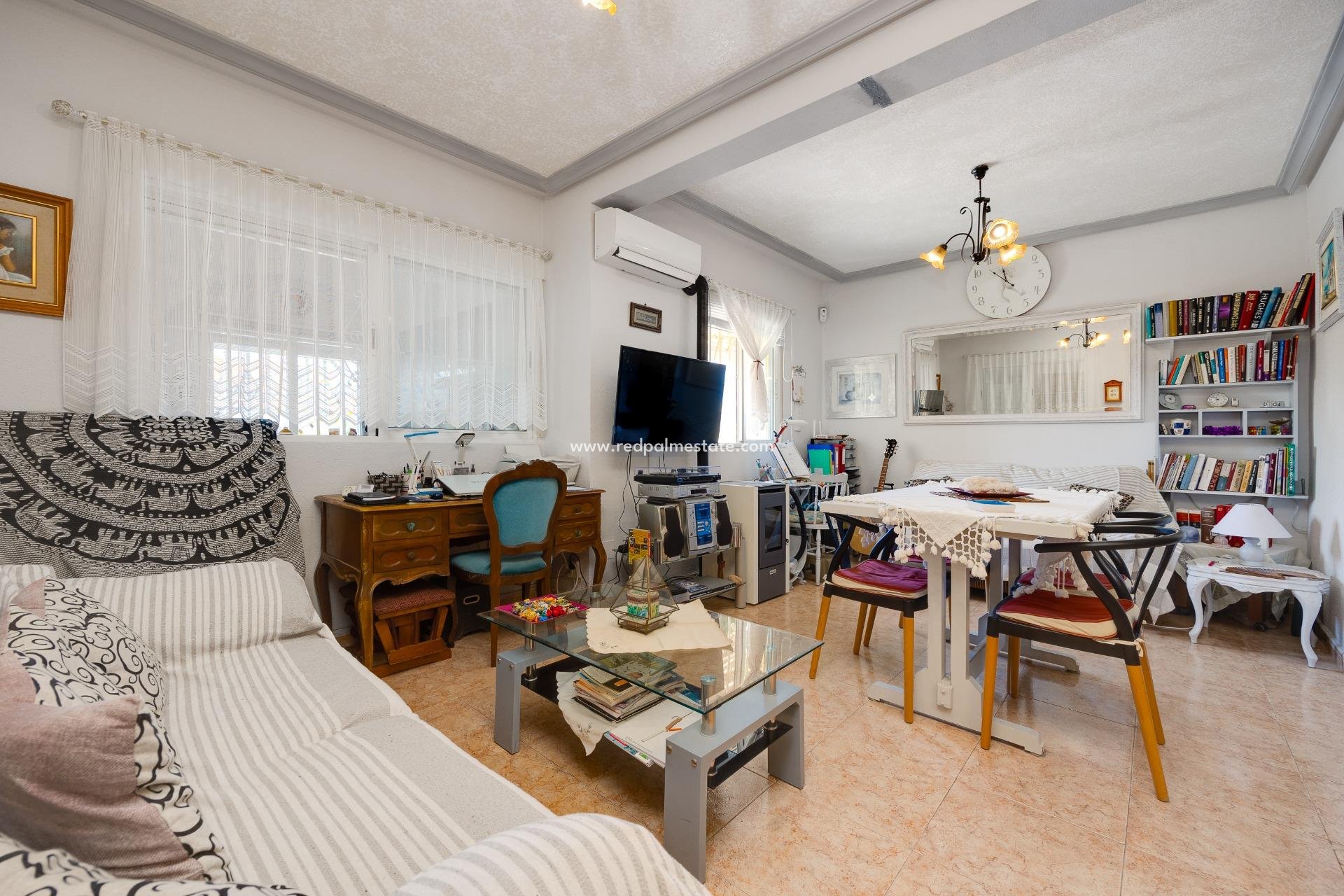 Reventa - Villa -
Torrevieja - Aguas Nueva