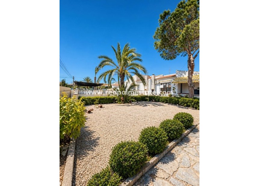 Reventa - Villa -
Torrevieja - Aguas Nueva