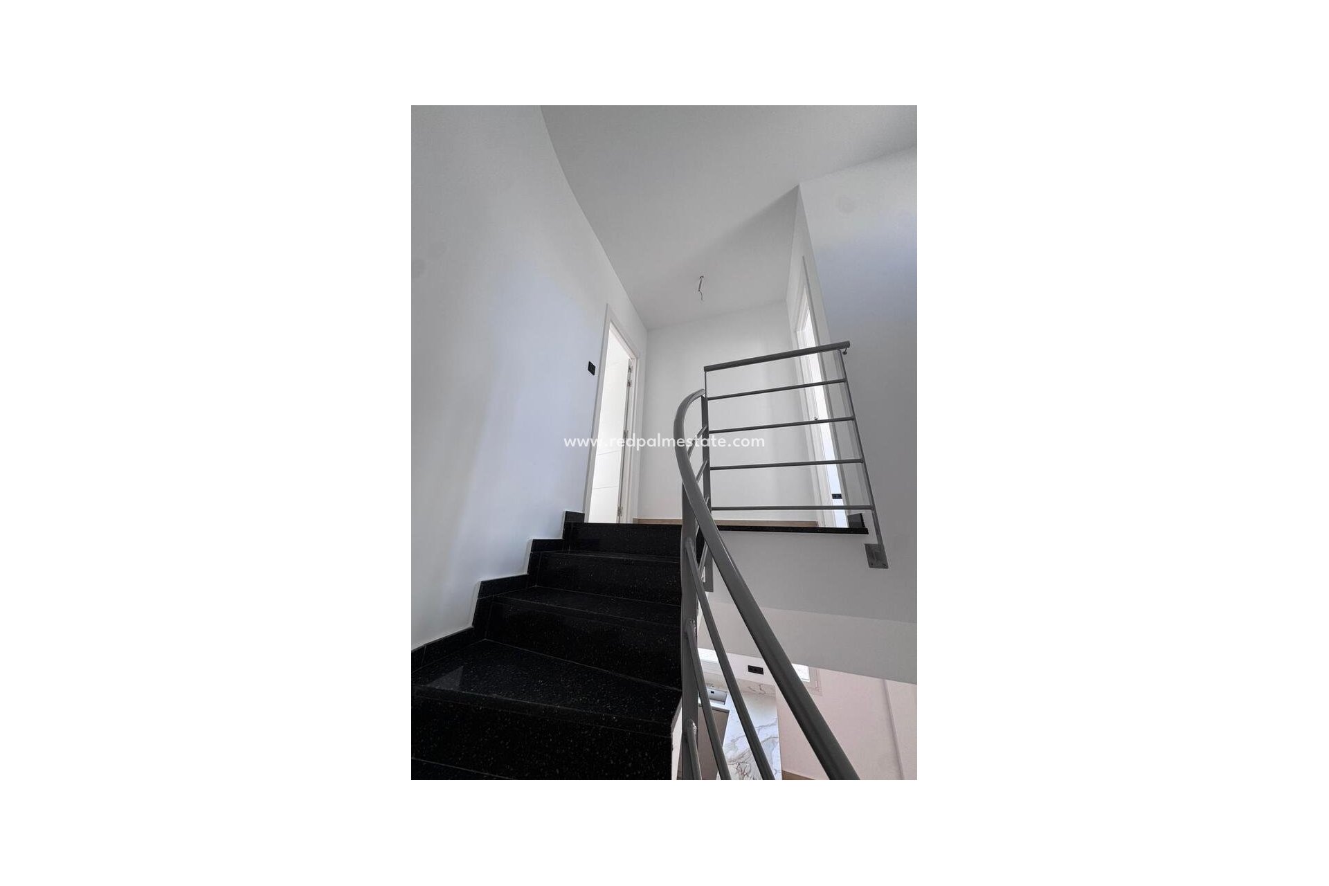 Reventa - Villa -
Torrevieja - Aguas Nuevas
