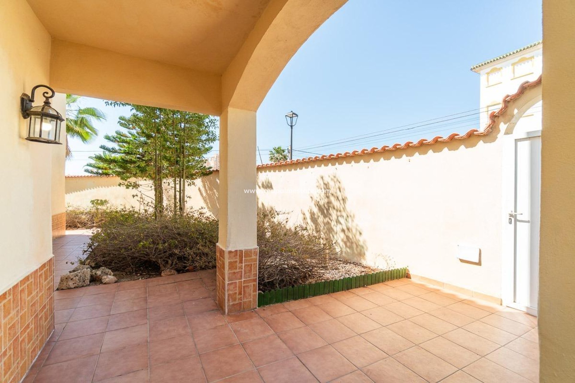 Reventa - Villa -
Torrevieja - Cala de cabo cervera