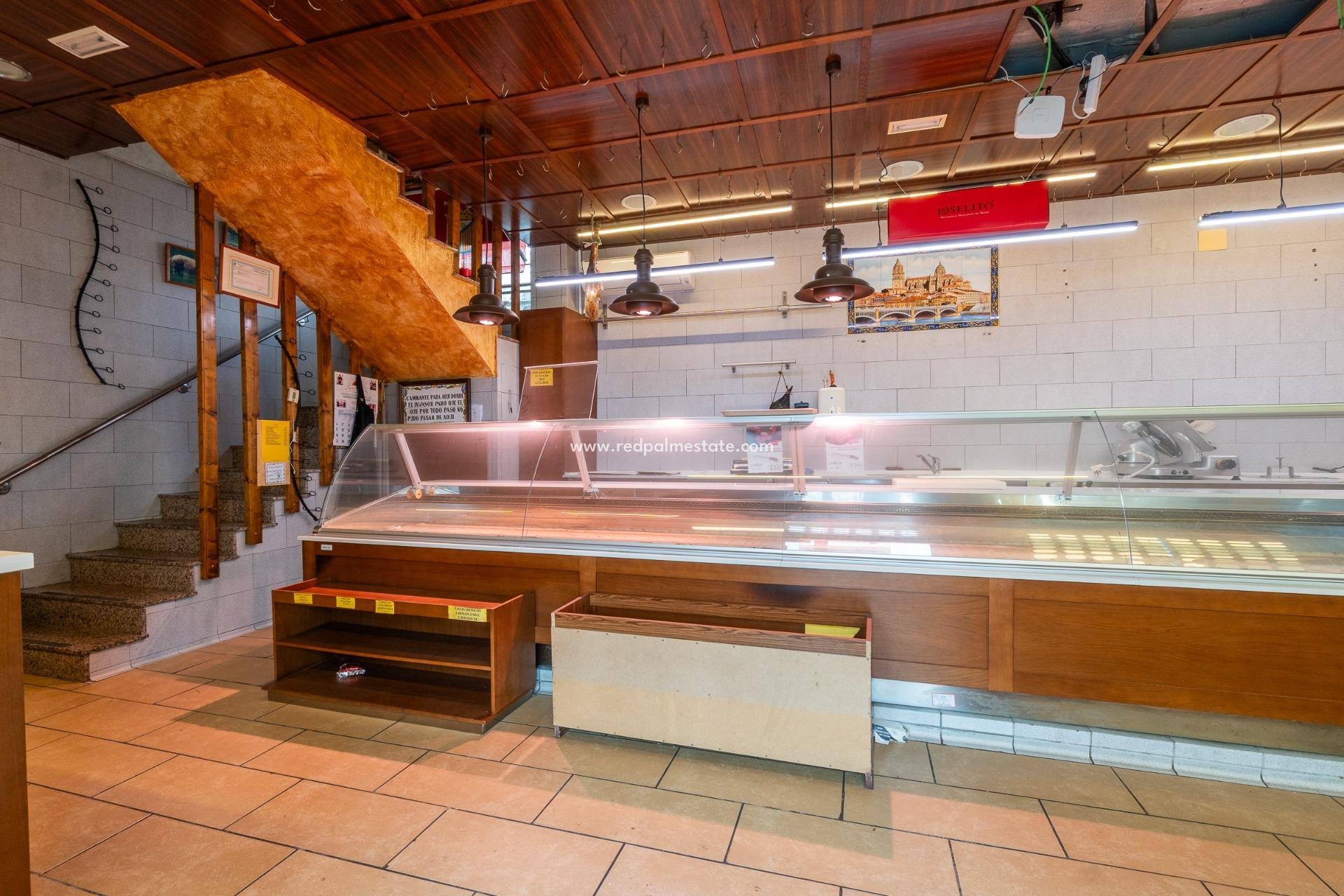 Reventa - Villa -
Torrevieja - Centro Torrevieja