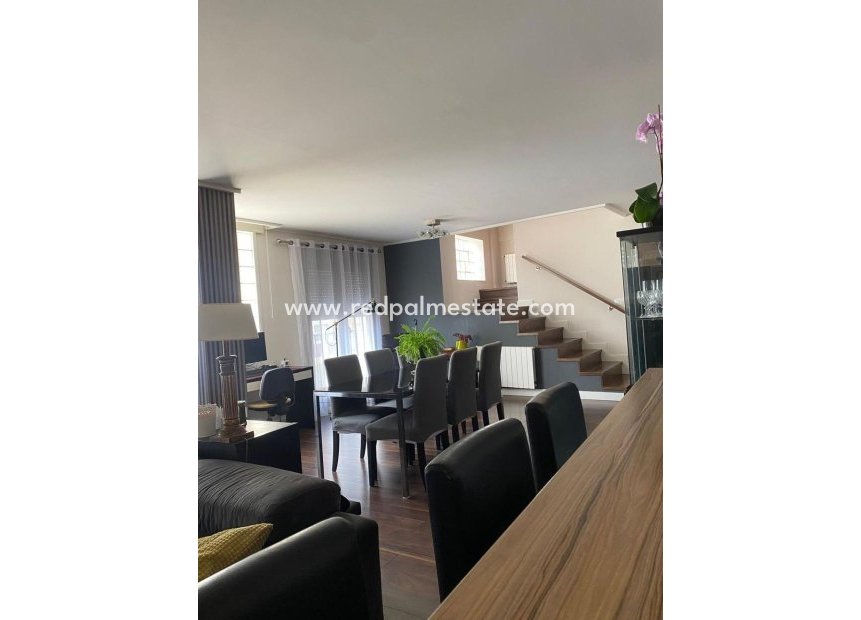 Reventa - Villa -
Torrevieja - Centro Torrevieja