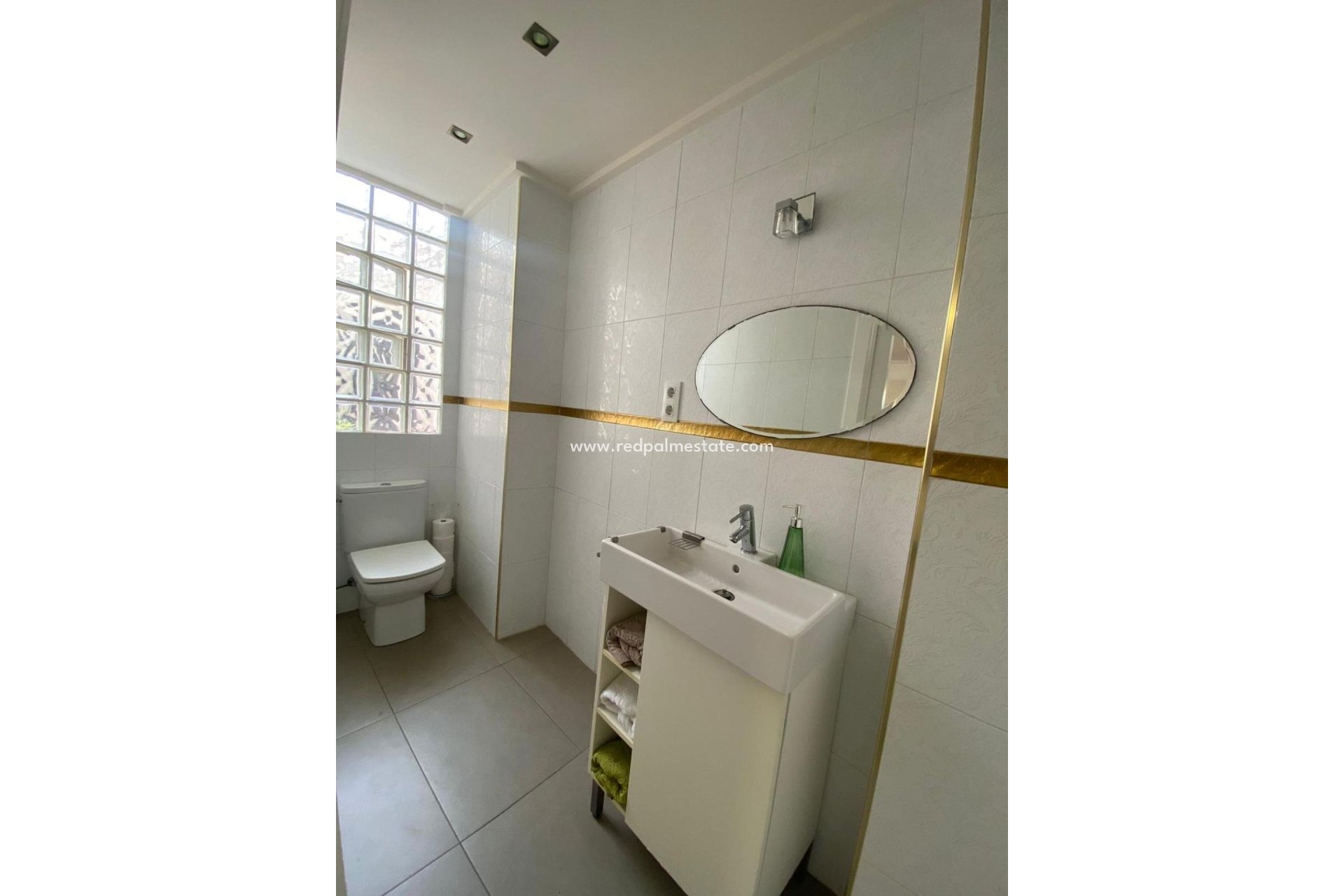 Reventa - Villa -
Torrevieja - Centro Torrevieja