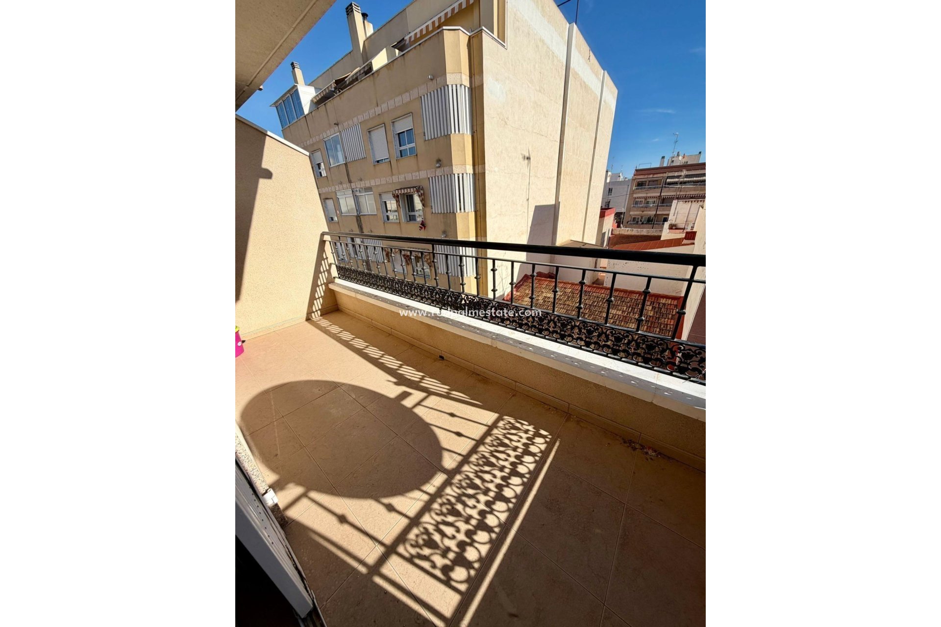 Reventa - Villa -
Torrevieja - Centro Torrevieja
