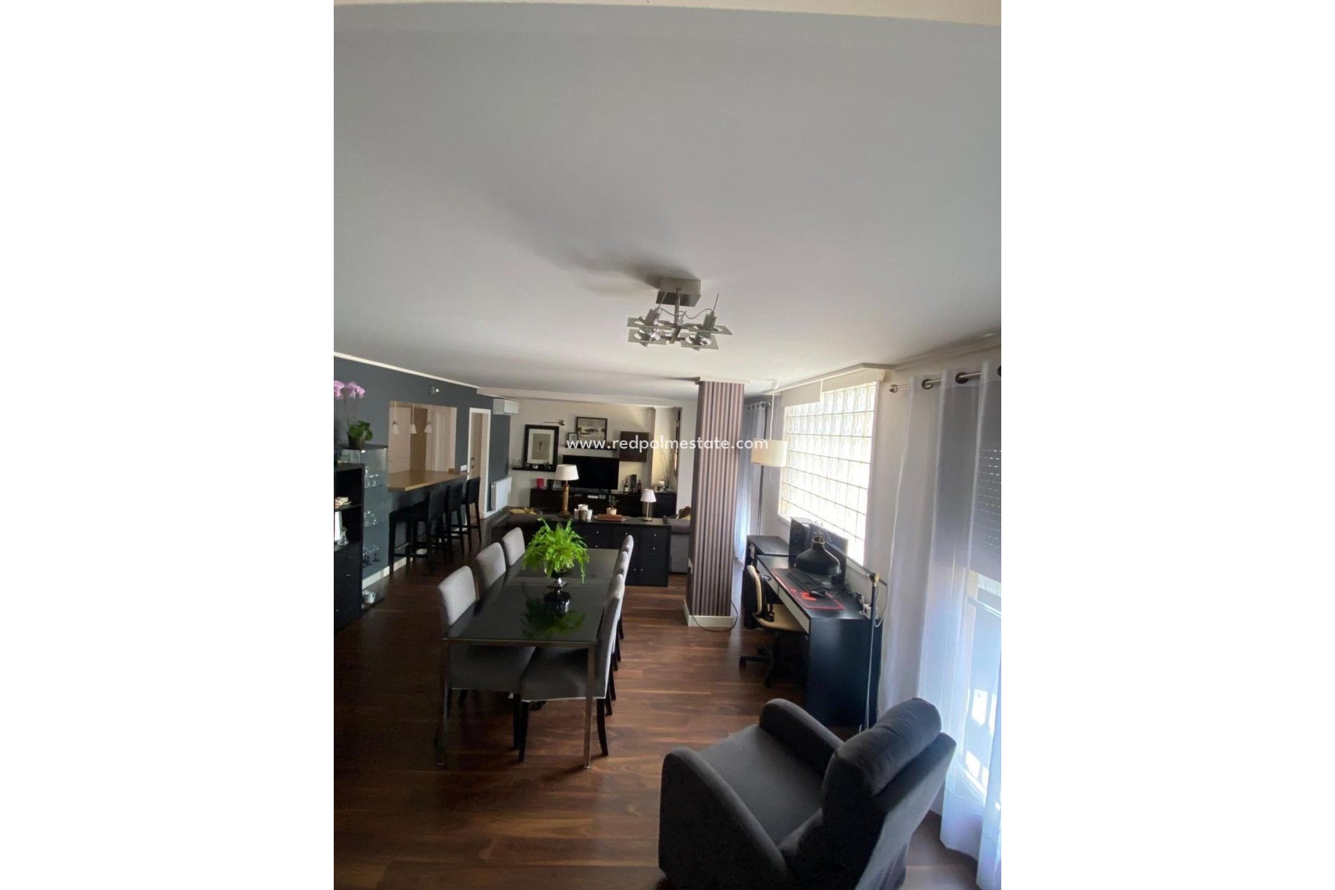 Reventa - Villa -
Torrevieja - Centro