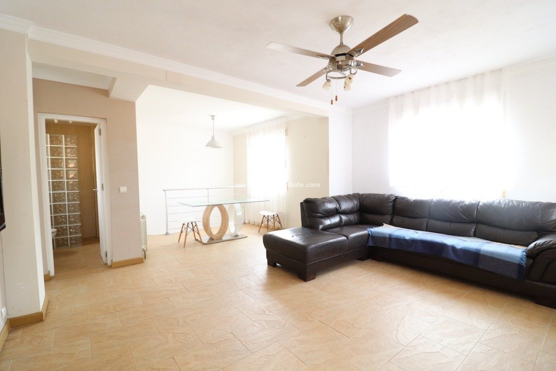 Reventa - Villa -
Torrevieja - Costa Blanca