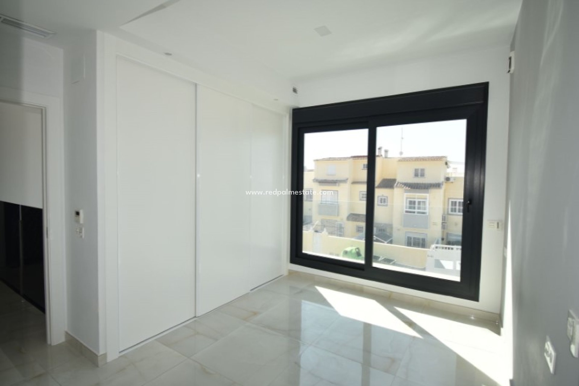 Reventa - Villa -
Torrevieja - Costa Blanca