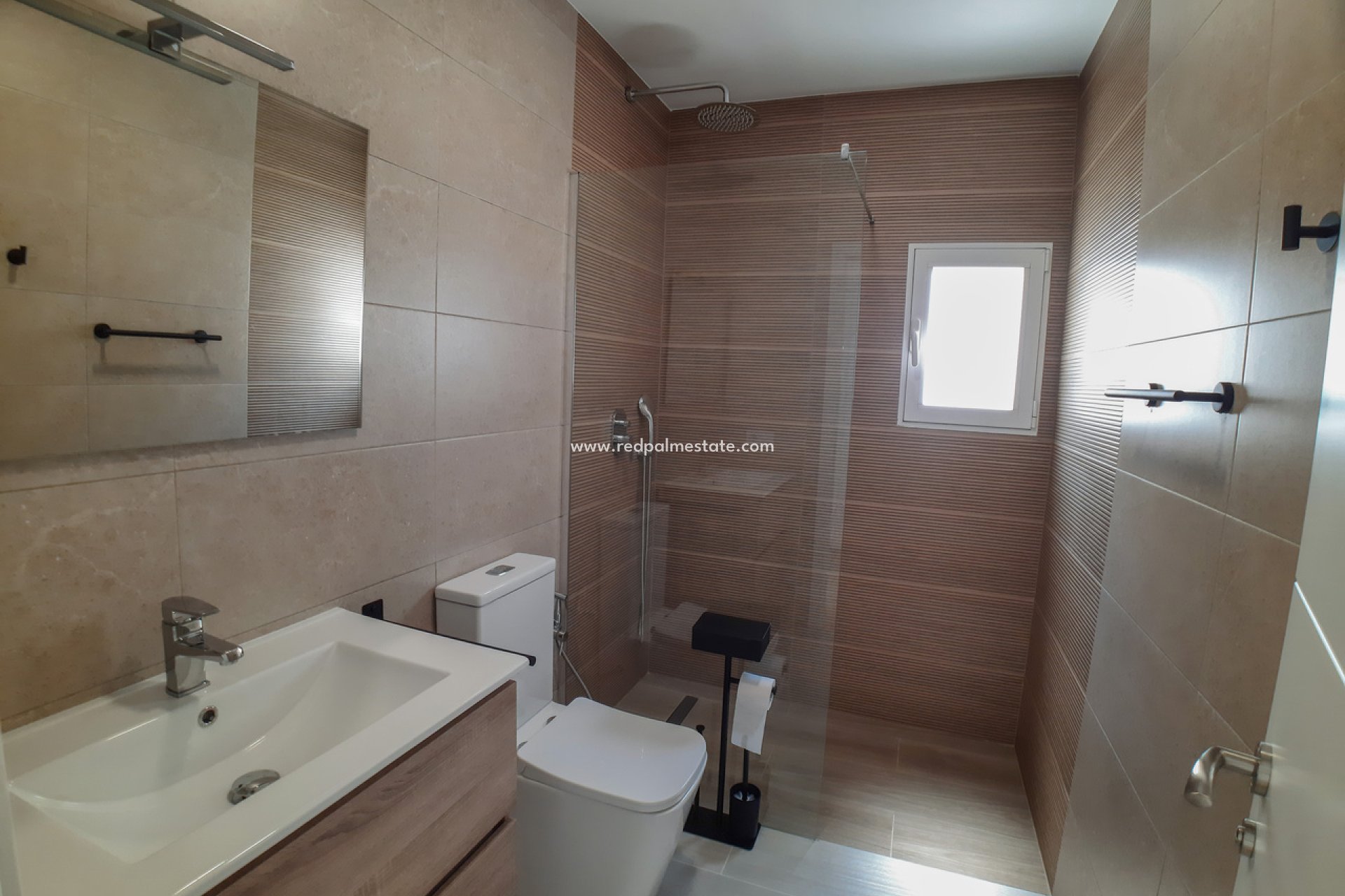 Reventa - Villa -
Torrevieja - Costa Blanca