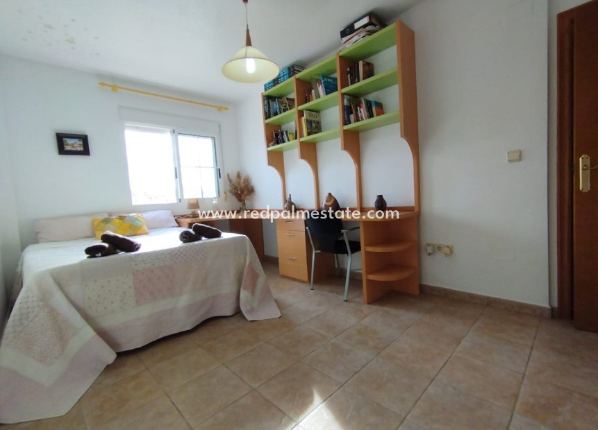 Reventa - Villa -
Torrevieja - Costa Blanca