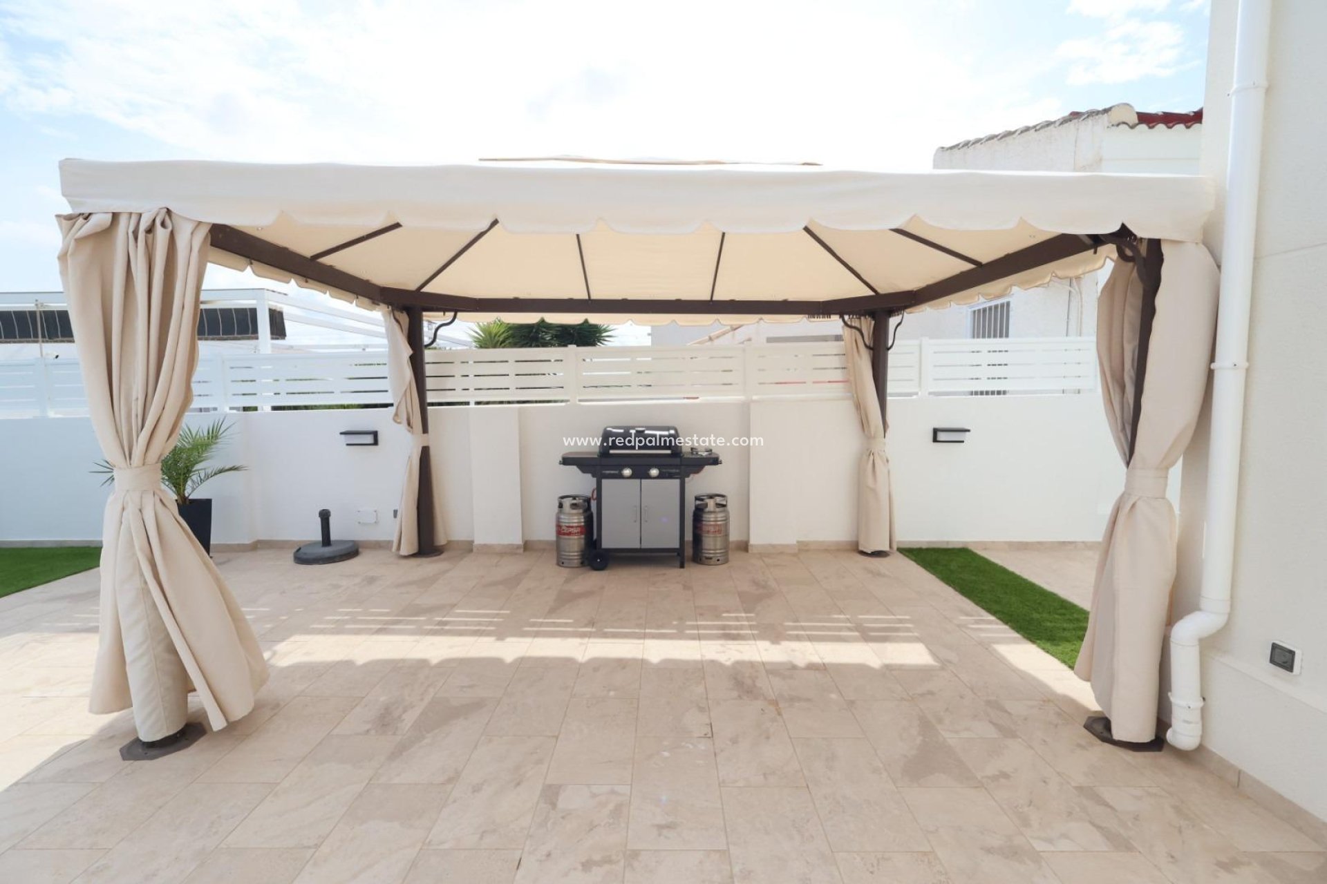 Reventa - Villa -
Torrevieja - Costa Blanca