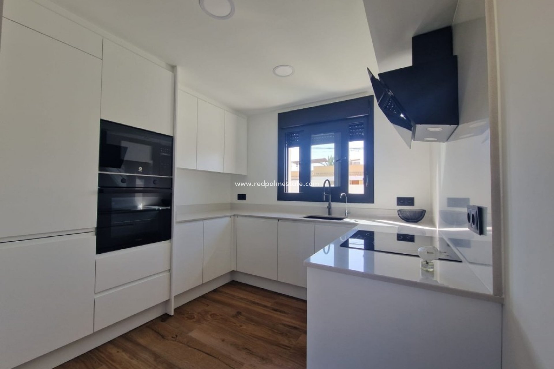 Reventa - Villa -
Torrevieja - Costa Blanca