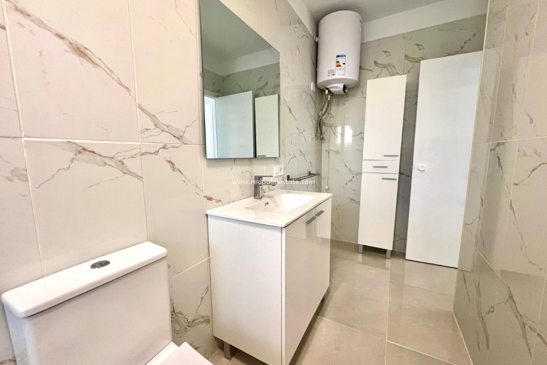 Reventa - Villa -
Torrevieja - Costa Blanca