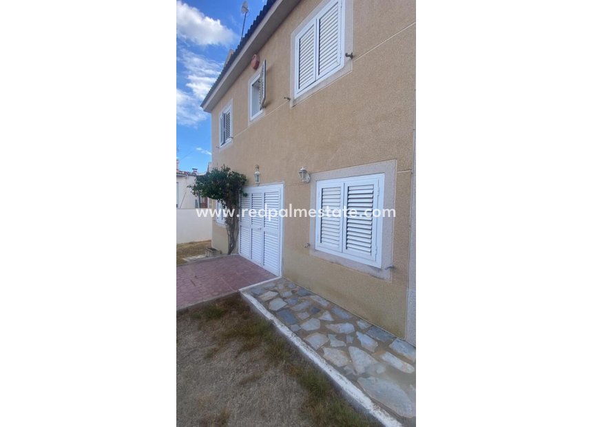 Reventa - Villa -
Torrevieja - Costa Blanca