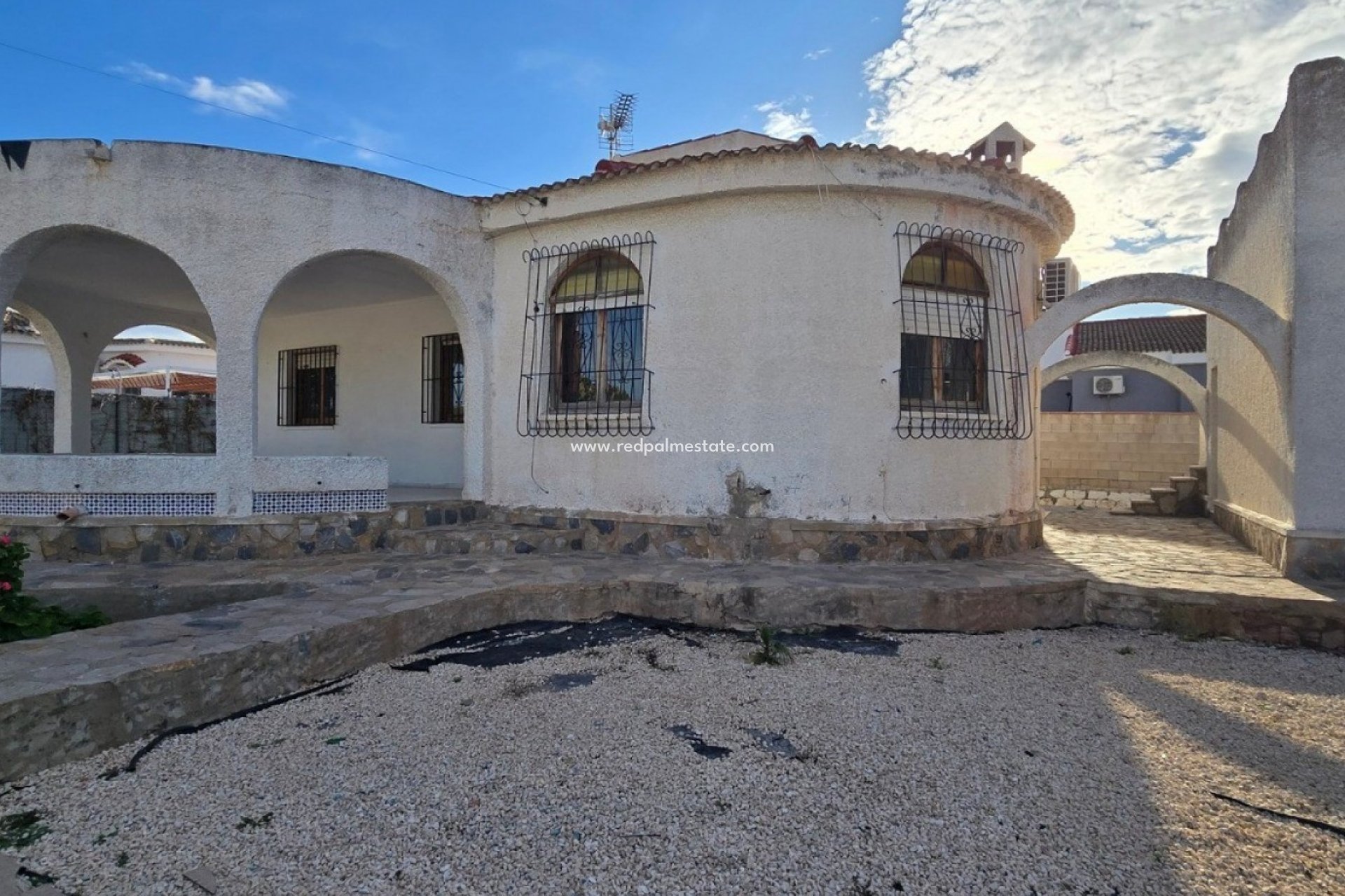 Reventa - Villa -
Torrevieja - El Chaparal