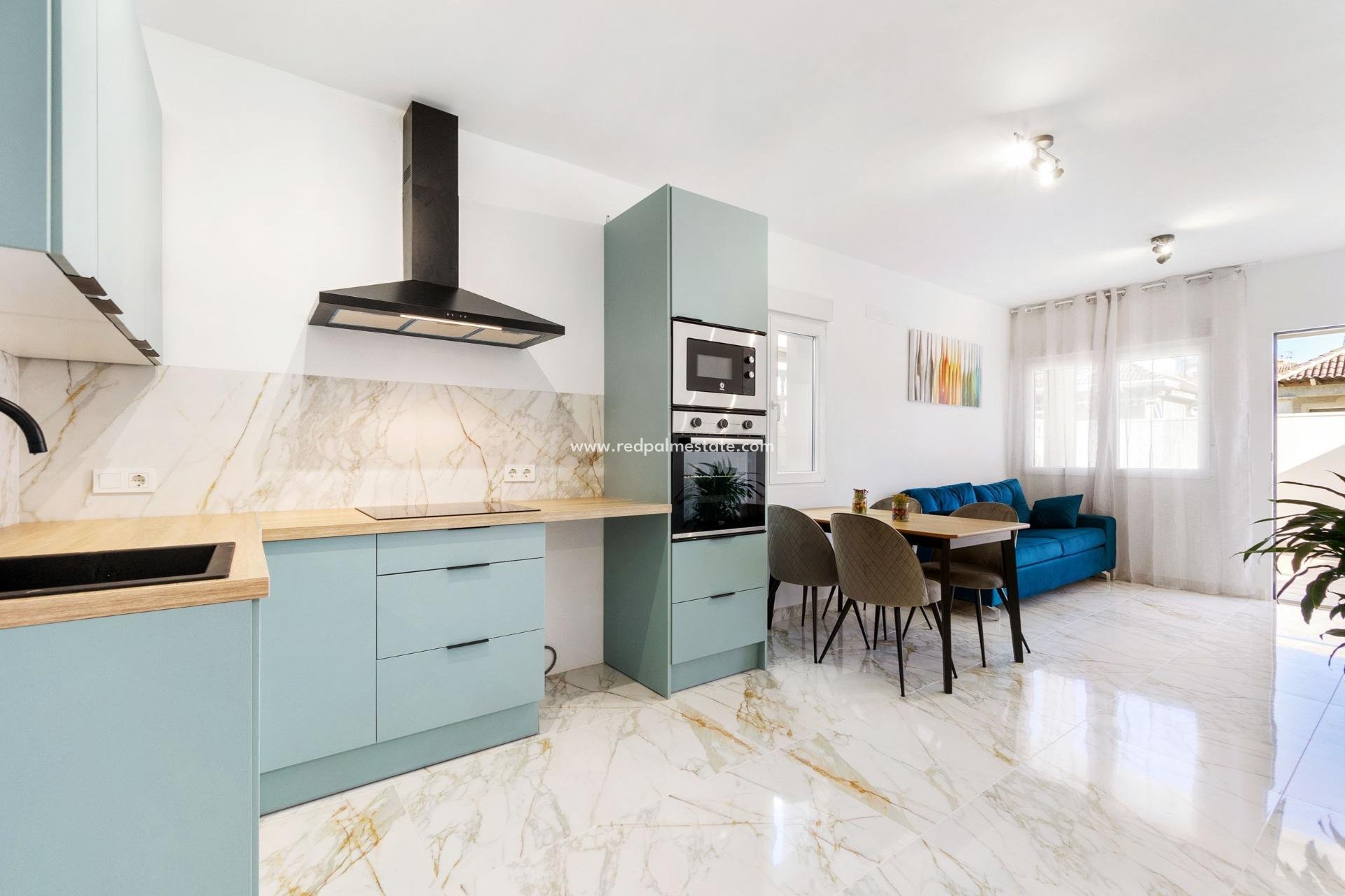 Reventa - Villa -
Torrevieja - El chaparral