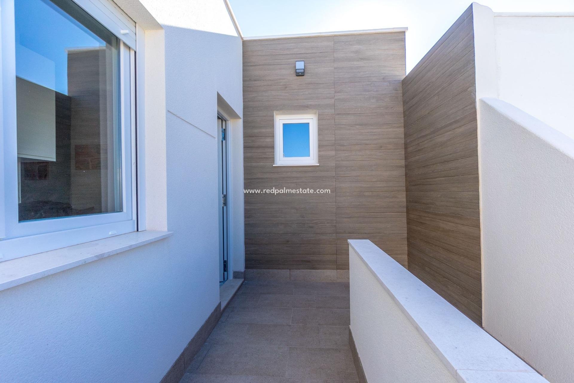 Reventa - Villa -
Torrevieja - El chaparral