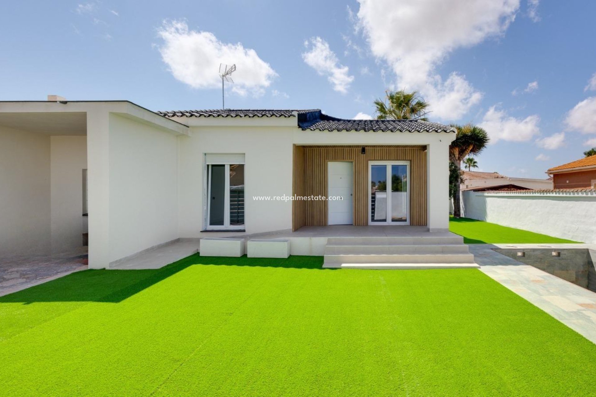 Reventa - Villa -
Torrevieja - El limonar