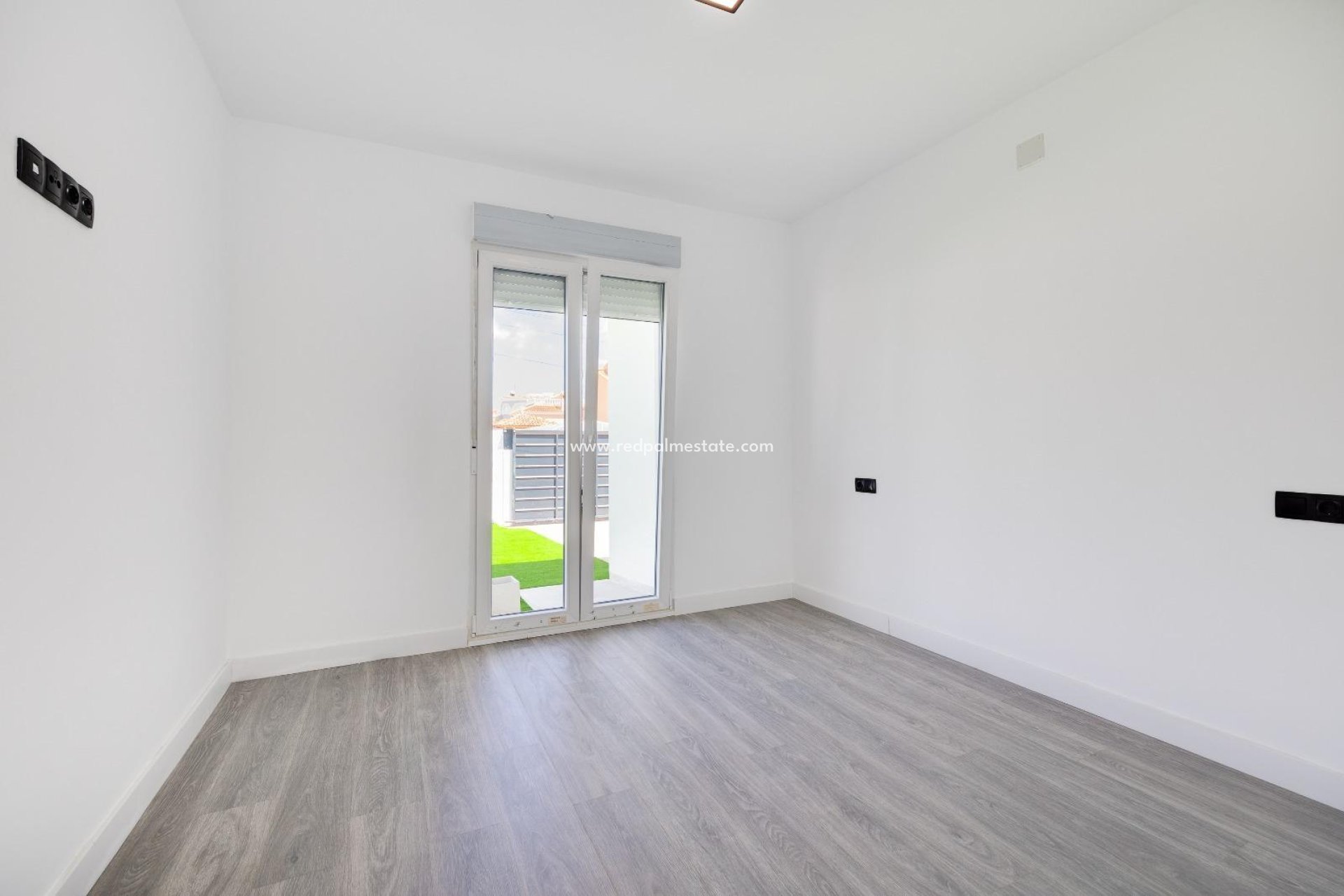 Reventa - Villa -
Torrevieja - El limonar