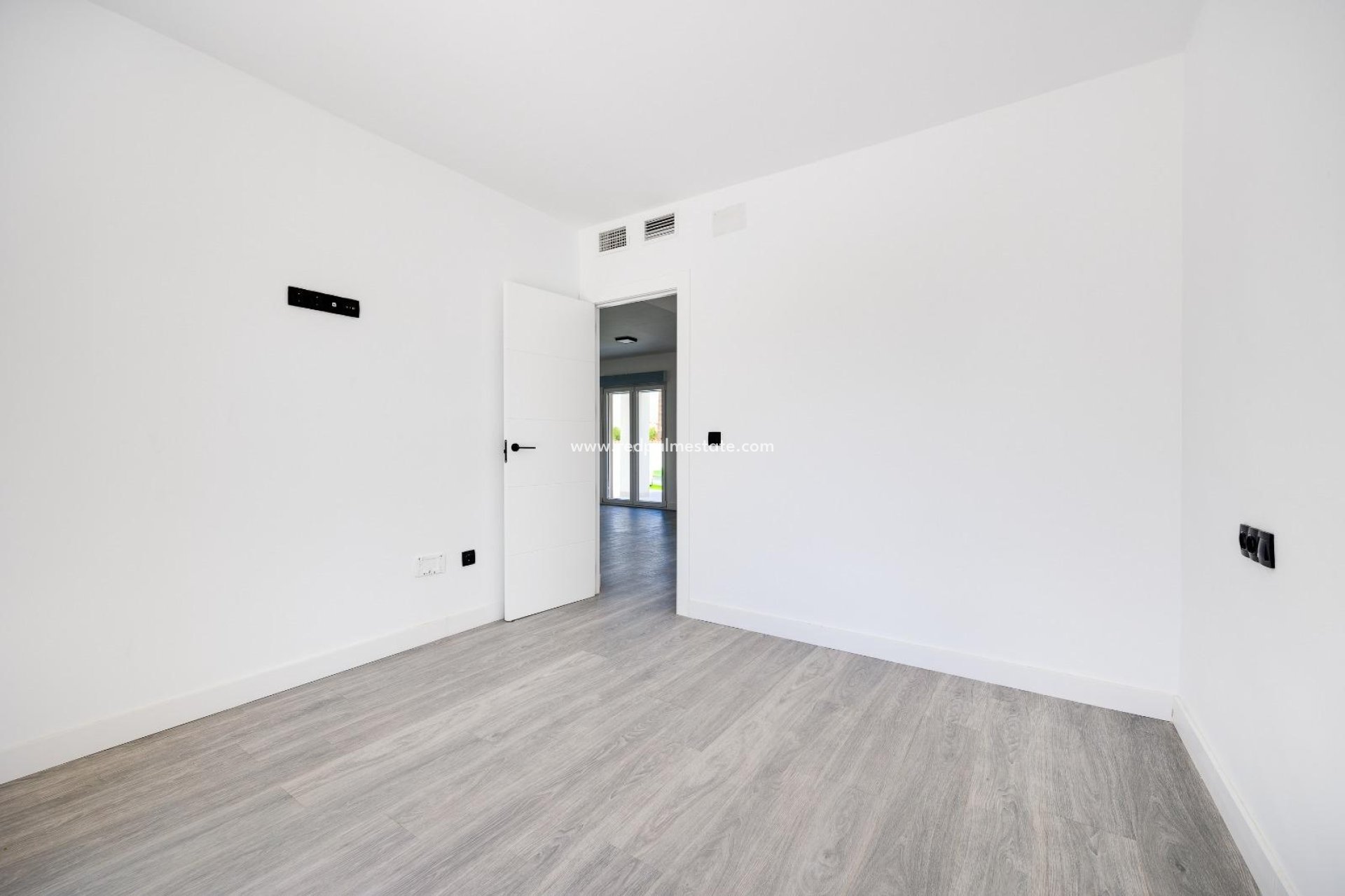 Reventa - Villa -
Torrevieja - El limonar