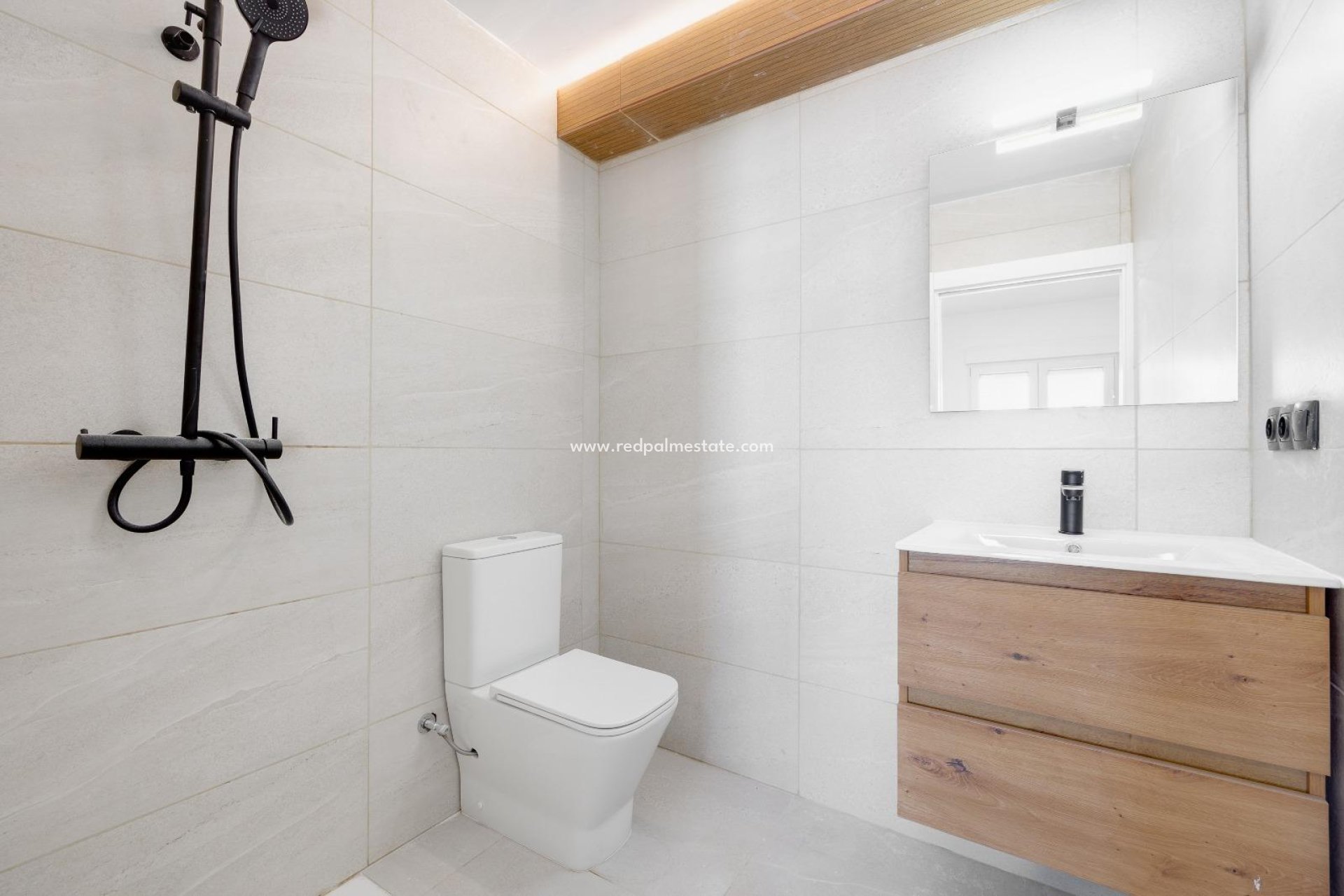 Reventa - Villa -
Torrevieja - El limonar