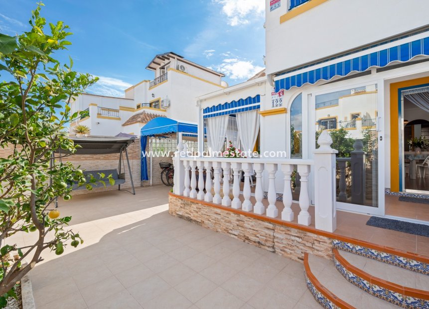 Reventa - Villa -
Torrevieja - Habaneras