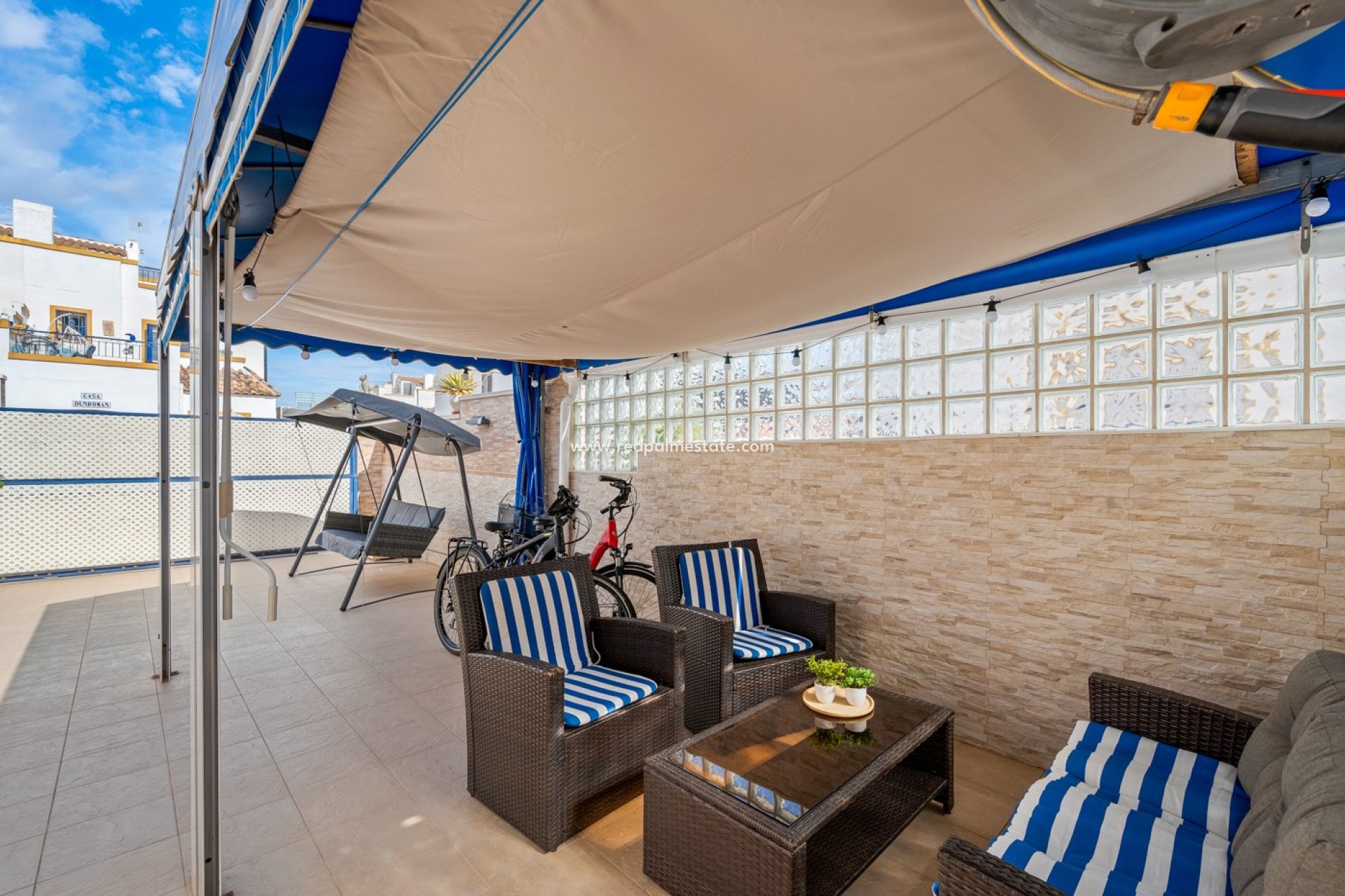 Reventa - Villa -
Torrevieja - Habaneras