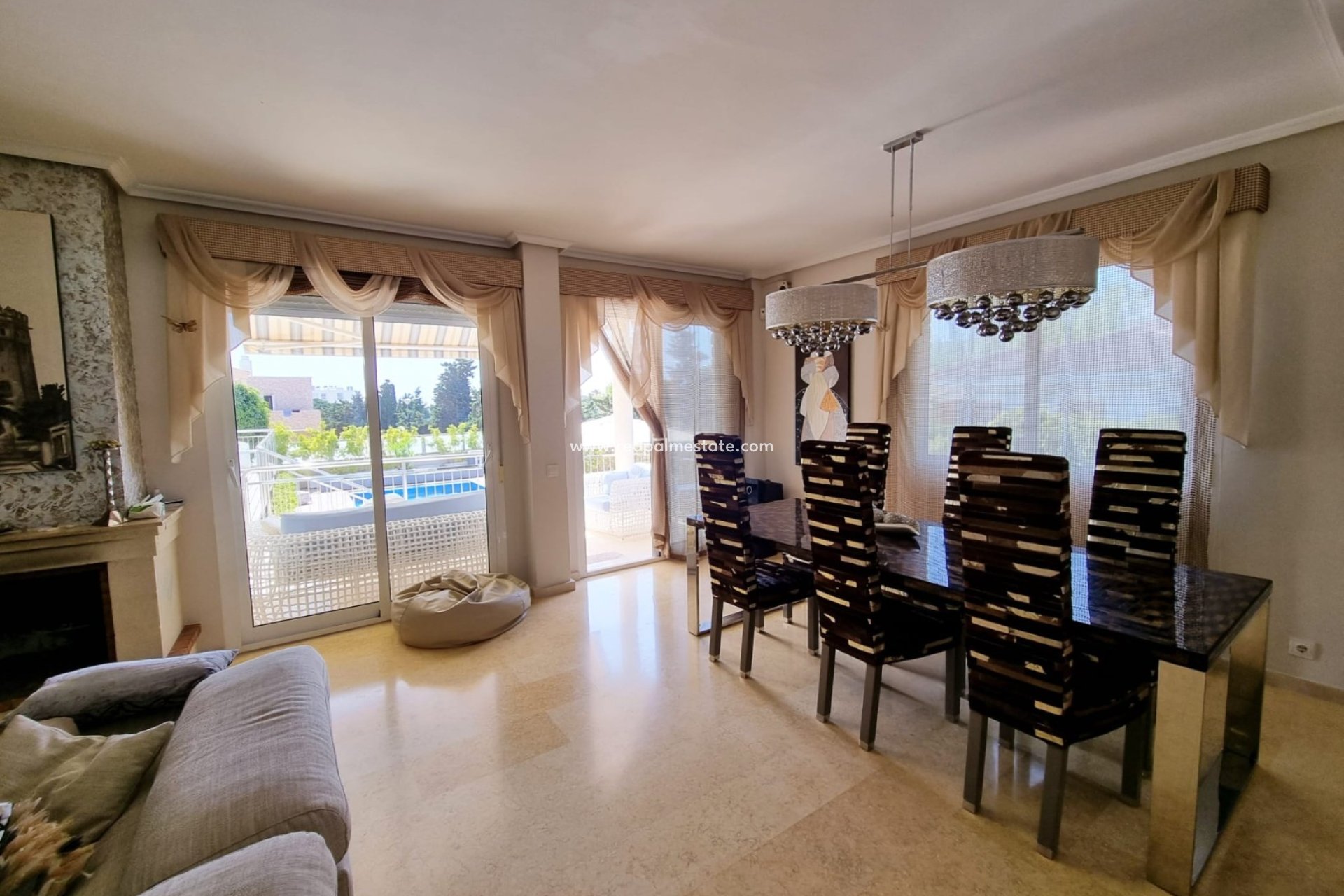 Reventa - Villa -
Torrevieja - La Mata