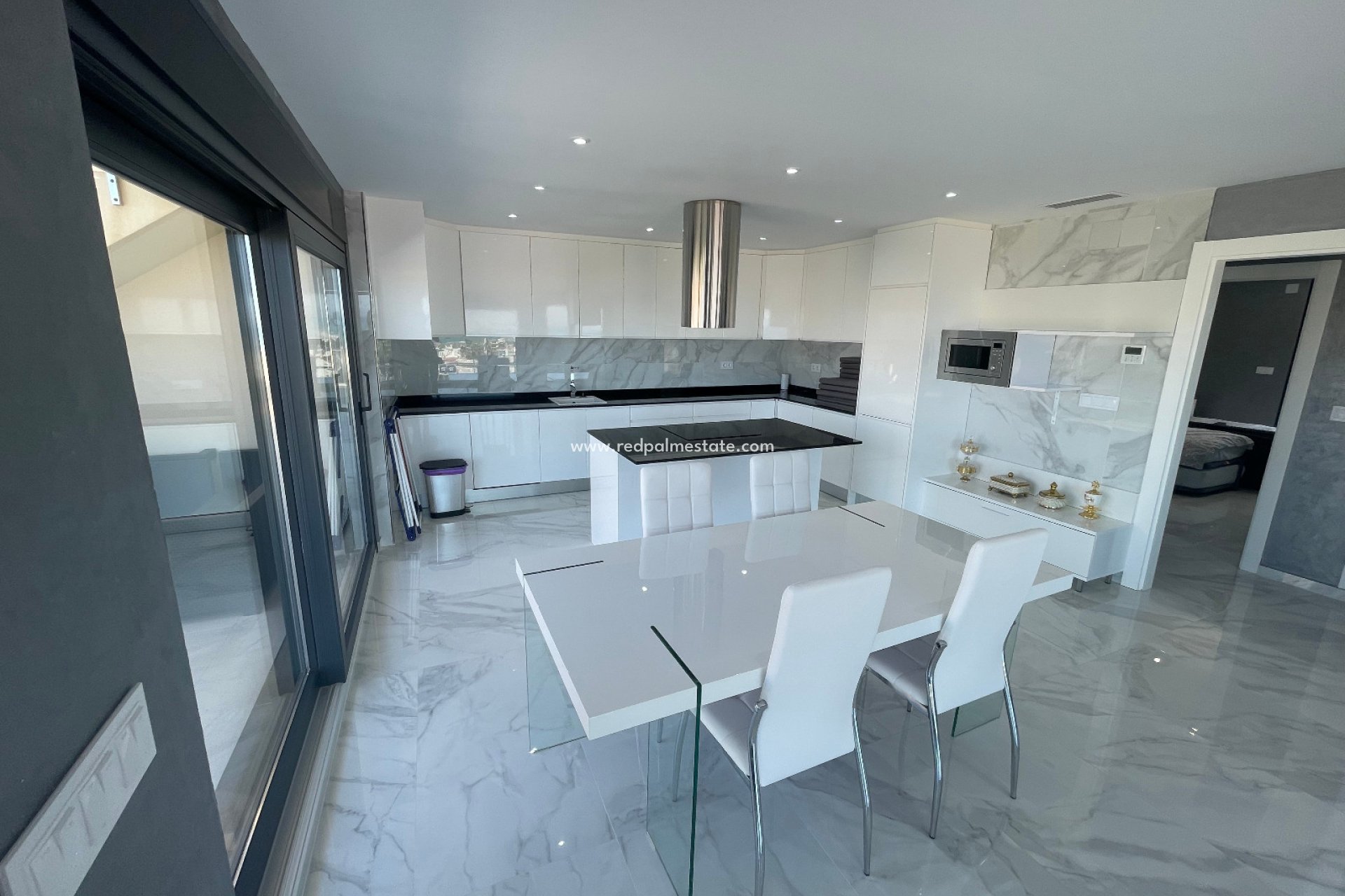 Reventa - Villa -
Torrevieja - La Mata