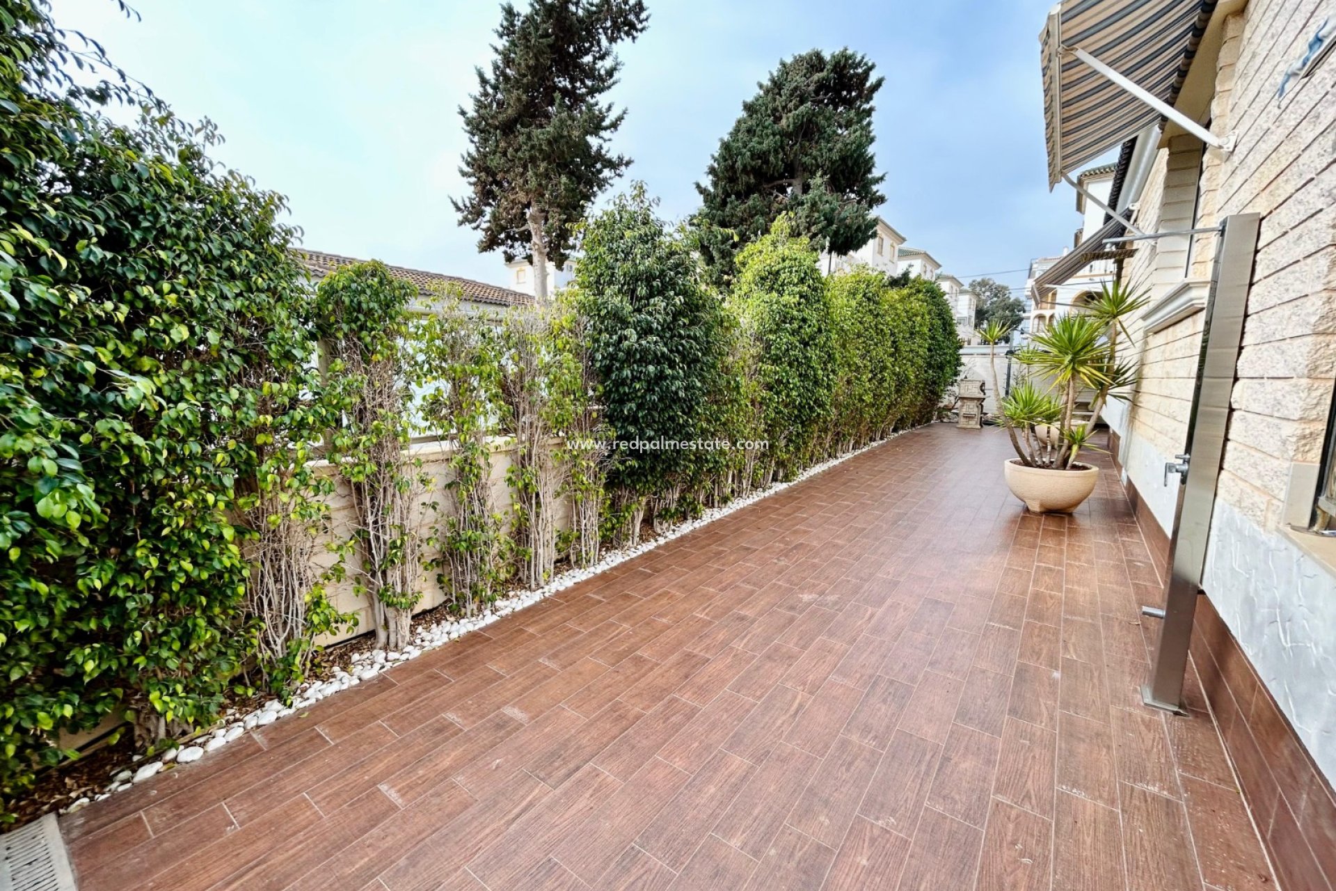 Reventa - Villa -
Torrevieja - La Mata