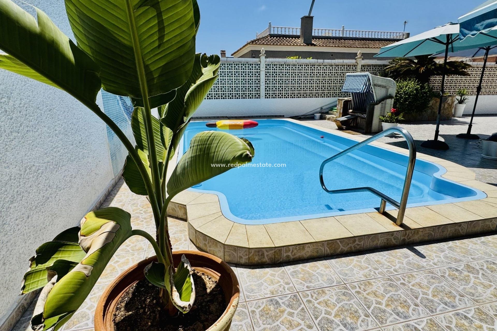 Reventa - Villa -
Torrevieja - La Siesta - El Salado - Torreta