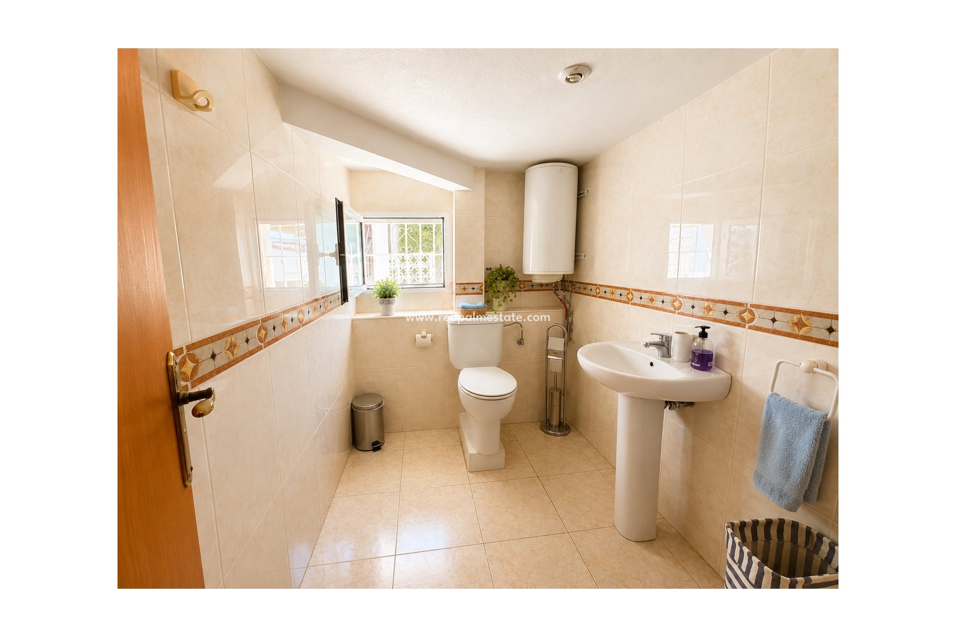 Reventa - Villa -
Torrevieja - La Siesta - El Salado - Torreta