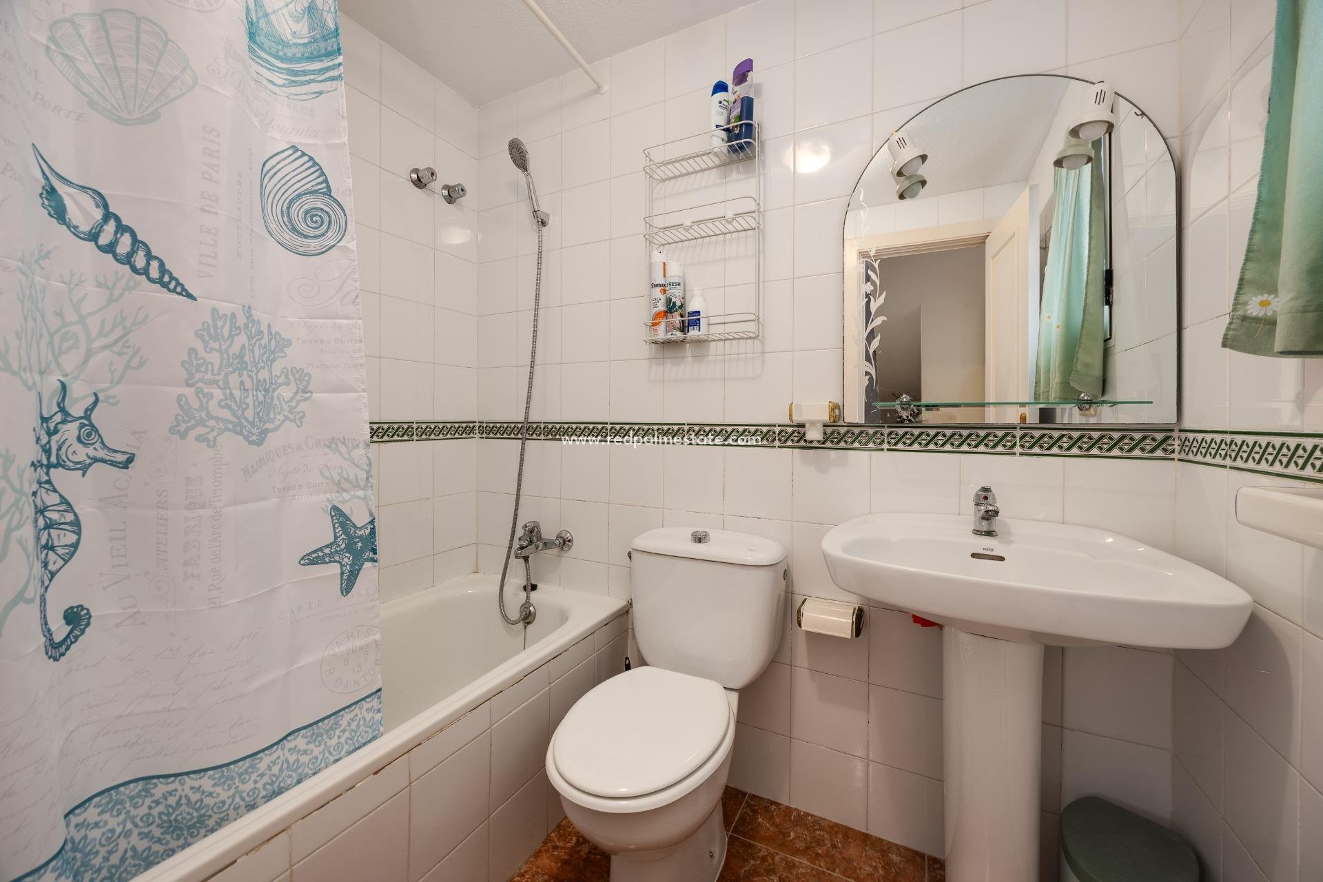 Reventa - Villa -
Torrevieja - La Siesta - El Salado - Torreta