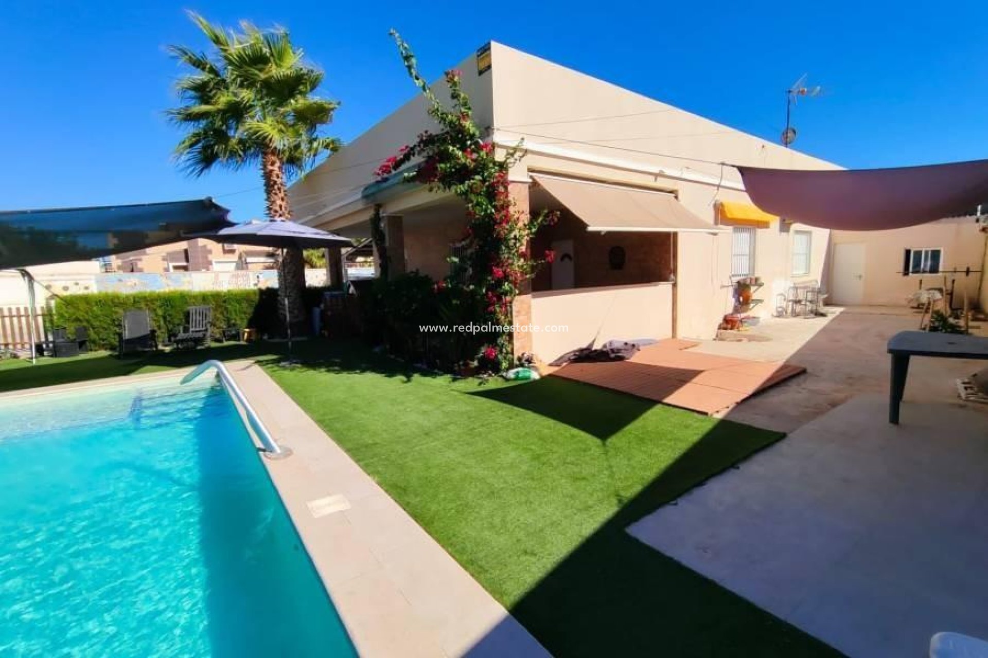 Reventa - Villa -
Torrevieja - La Siesta - El Salado - Torreta