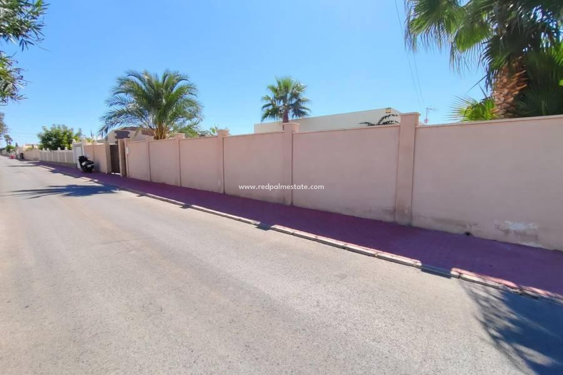 Reventa - Villa -
Torrevieja - La Siesta - El Salado - Torreta