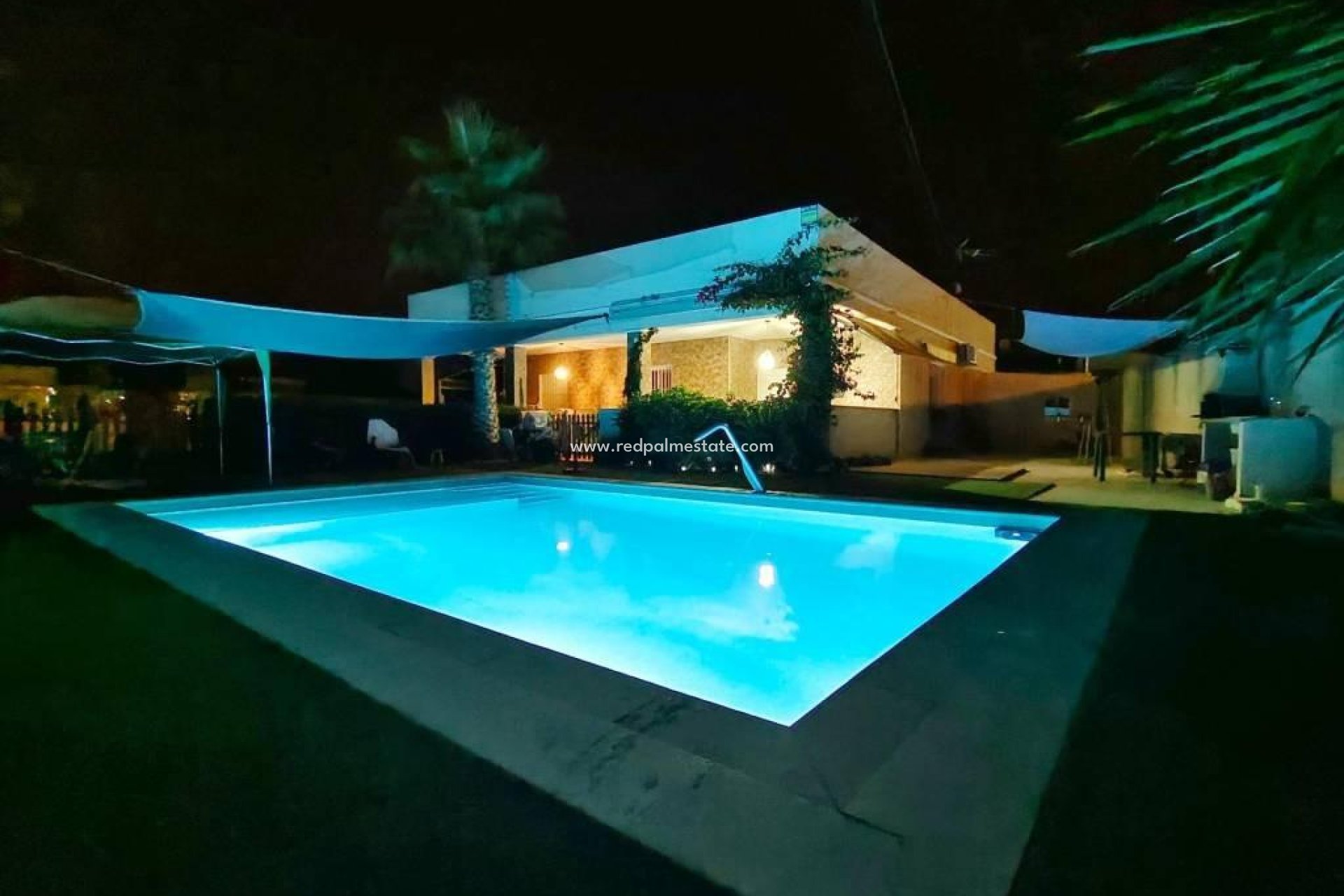 Reventa - Villa -
Torrevieja - La Siesta - El Salado - Torreta