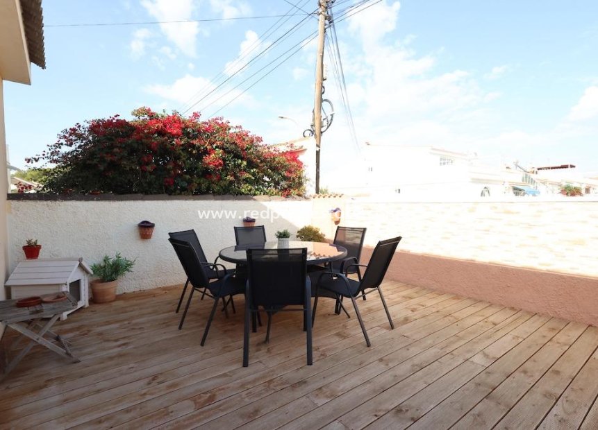 Reventa - Villa -
Torrevieja - La Siesta - El Salado - Torreta