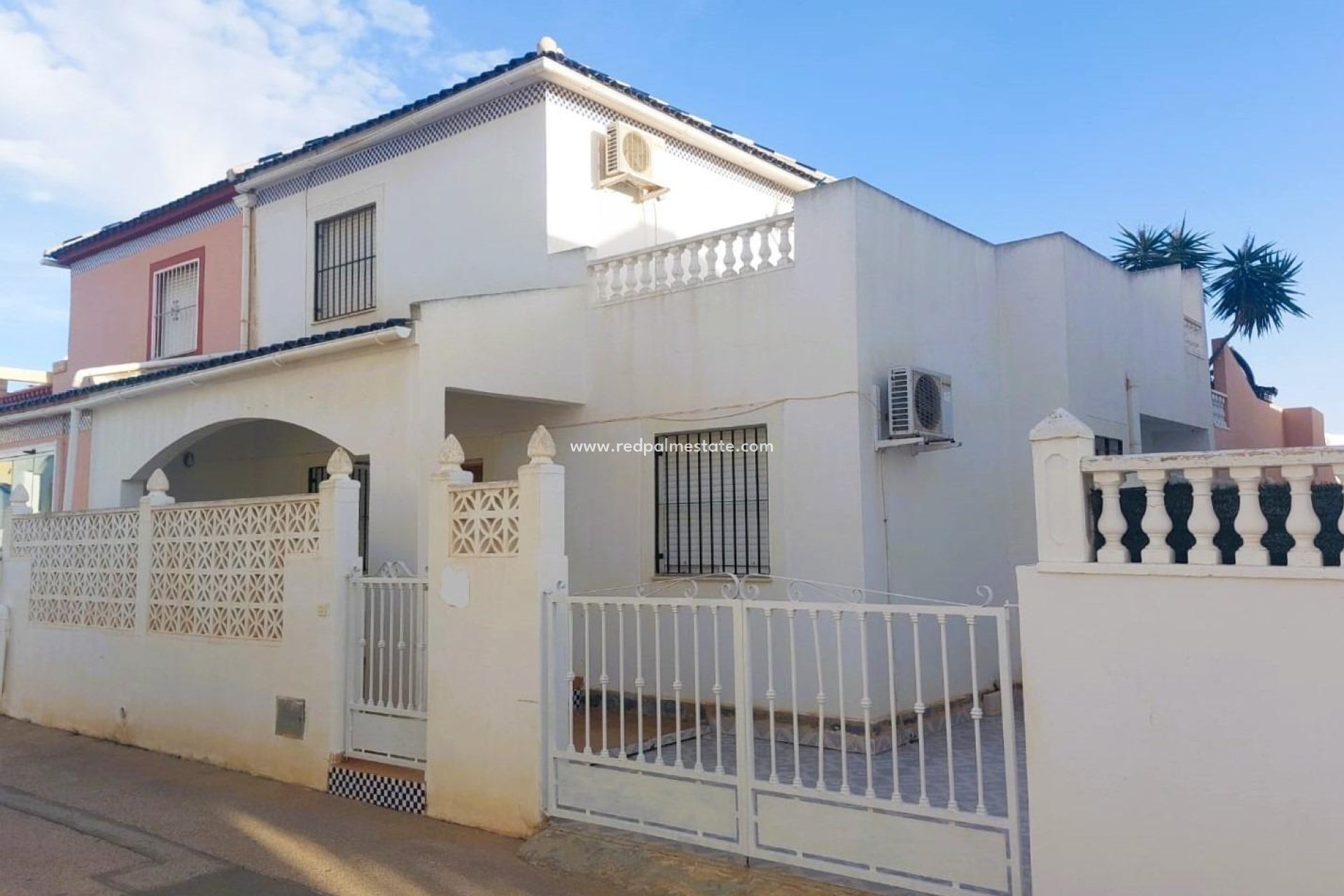 Reventa - Villa -
Torrevieja - La Siesta - El Salado - Torreta