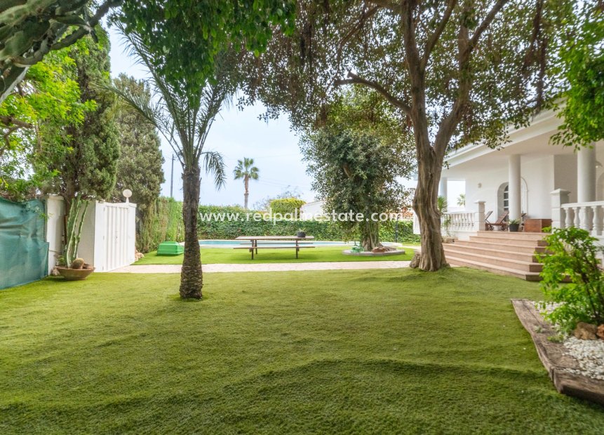 Reventa - Villa -
Torrevieja - La Siesta - El Salado -  Torreta