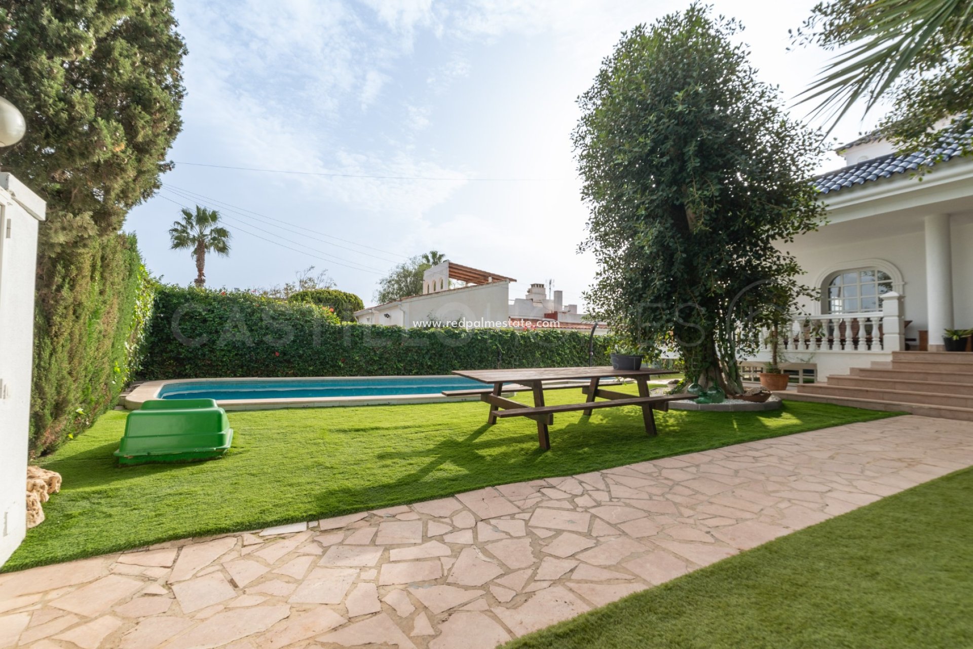Reventa - Villa -
Torrevieja - La Siesta - El Salado -  Torreta