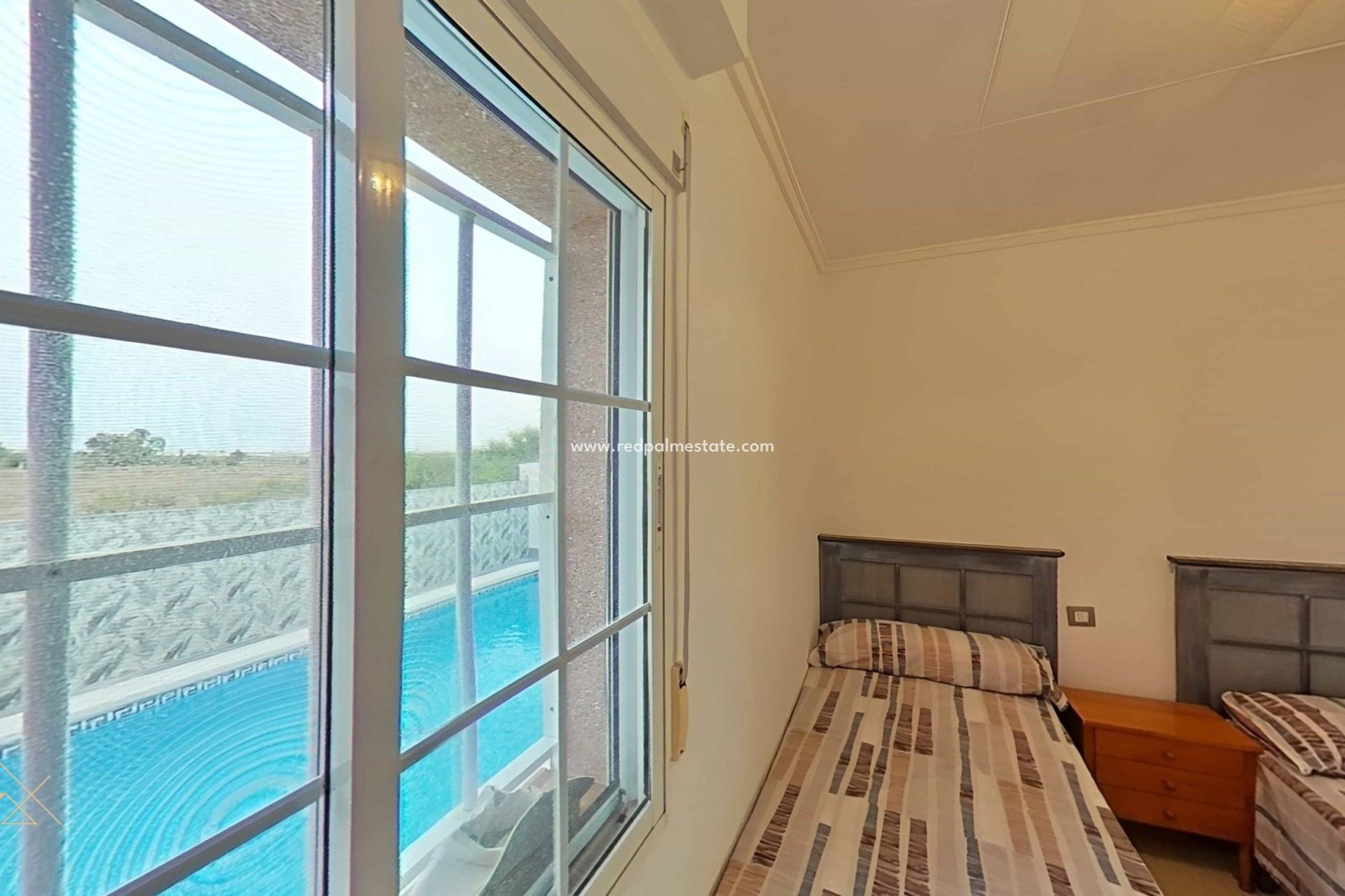 Reventa - Villa -
Torrevieja - La Siesta - El Salado -  Torreta