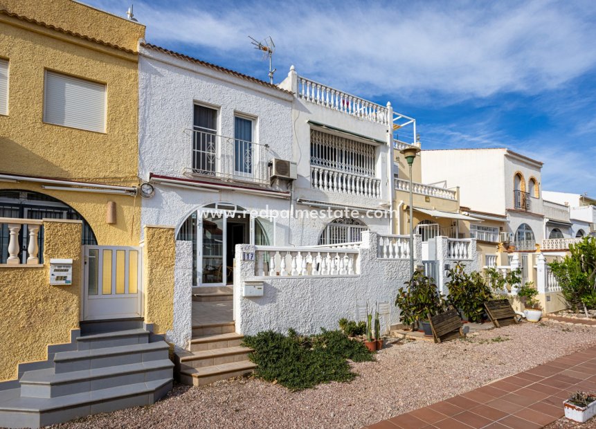 Reventa - Villa -
Torrevieja - La Siesta - El Salado - Torreta