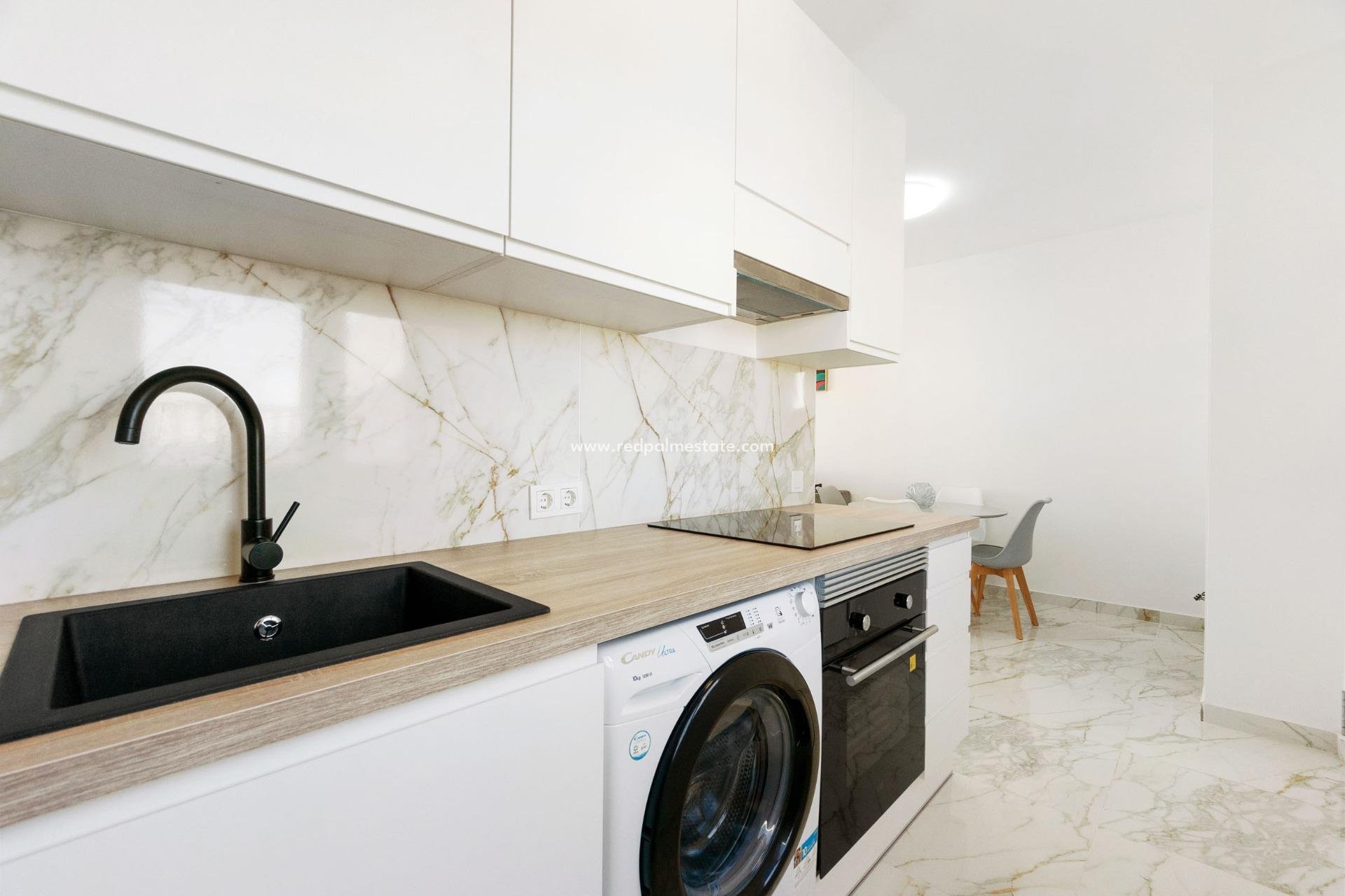 Reventa - Villa -
Torrevieja - La Siesta - El Salado - Torreta