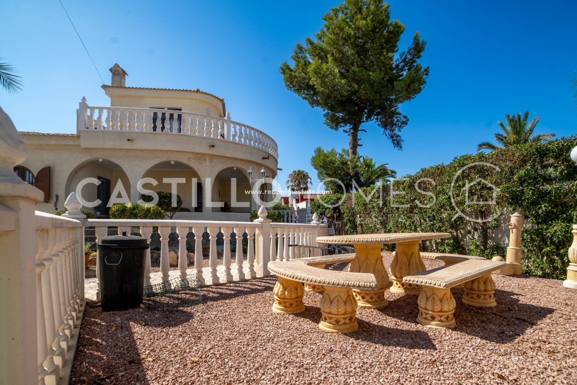Reventa - Villa -
Torrevieja - La Siesta - El Salado -  Torreta