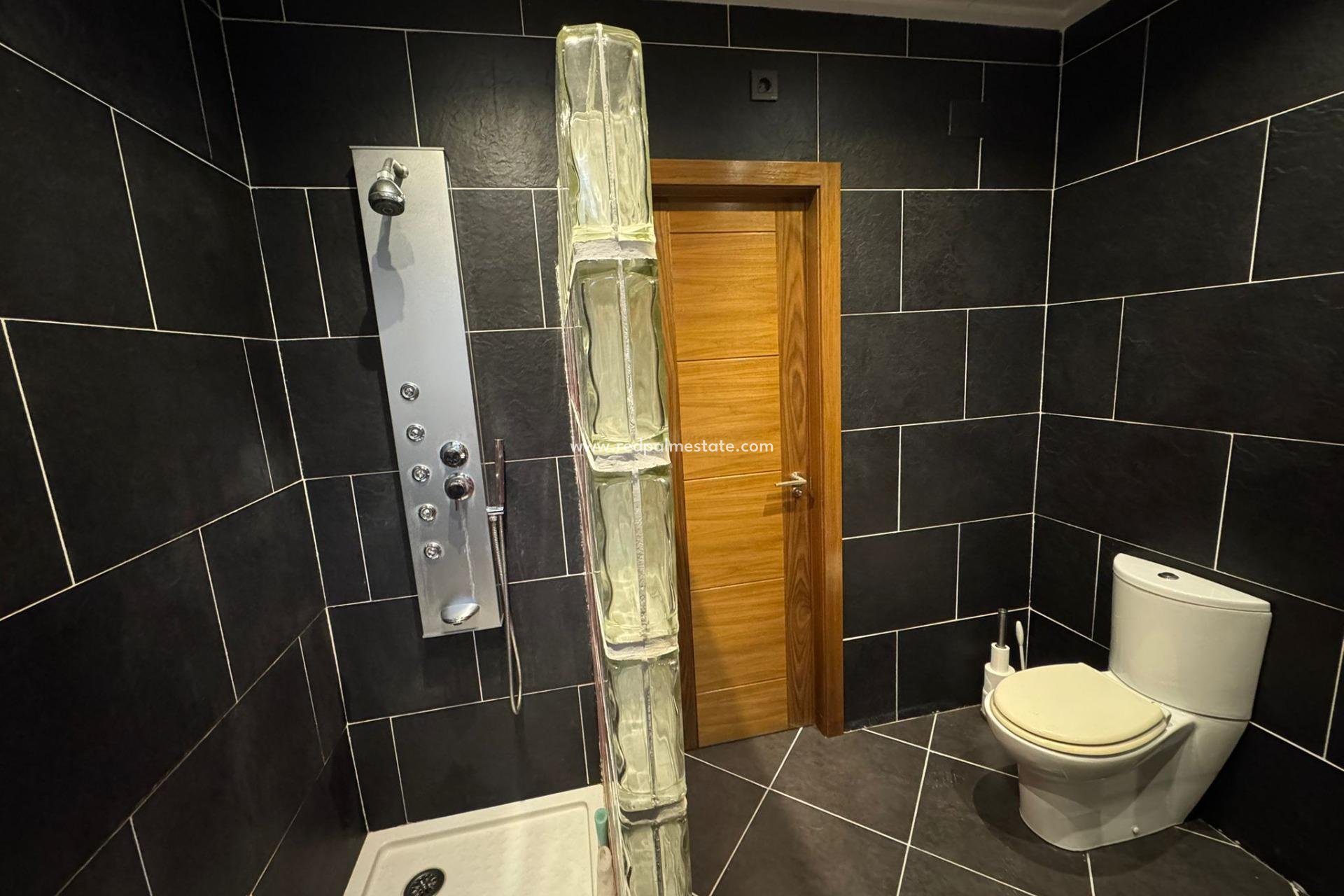 Reventa - Villa -
Torrevieja - La Siesta - El Salado -  Torreta