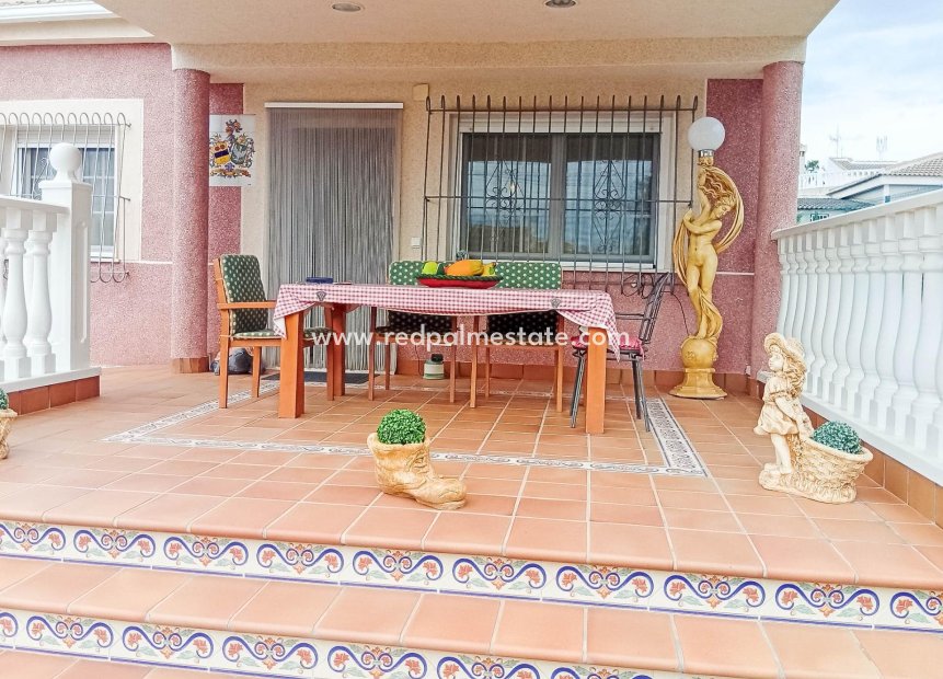 Reventa - Villa -
Torrevieja - La Siesta - El Salado - Torreta