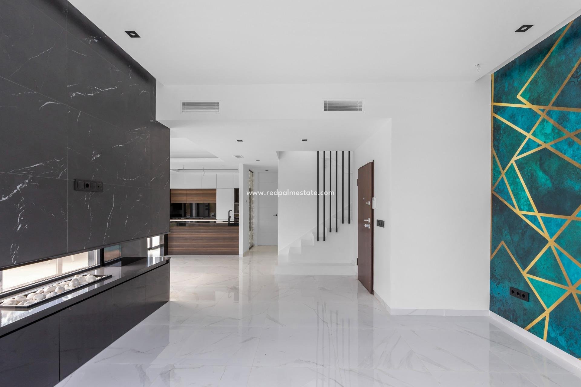 Reventa - Villa -
Torrevieja - La Siesta - El Salado - Torreta