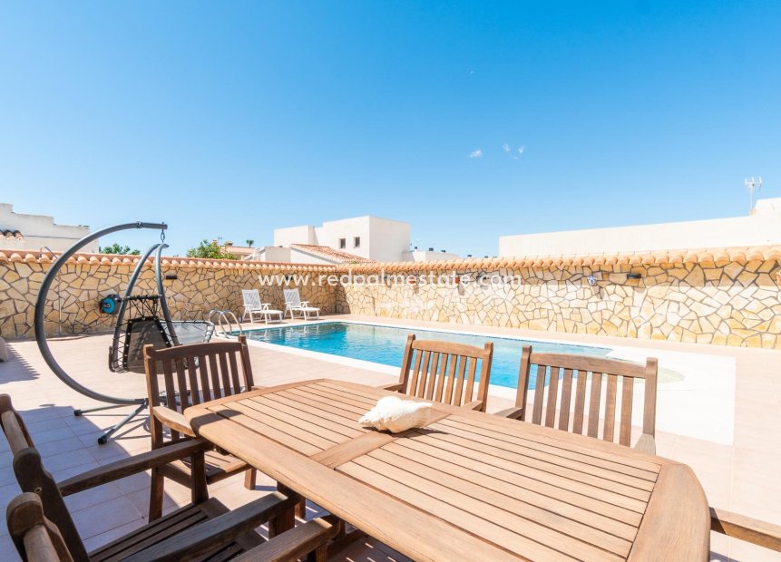 Reventa - Villa -
Torrevieja - La Siesta - El Salado - Torreta