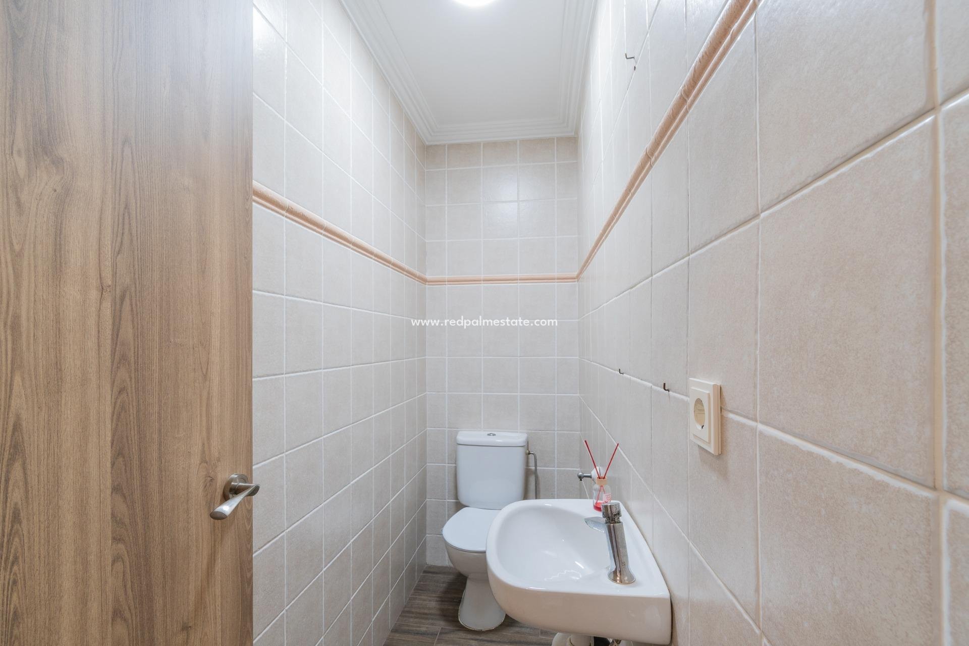 Reventa - Villa -
Torrevieja - La Siesta - El Salado - Torreta