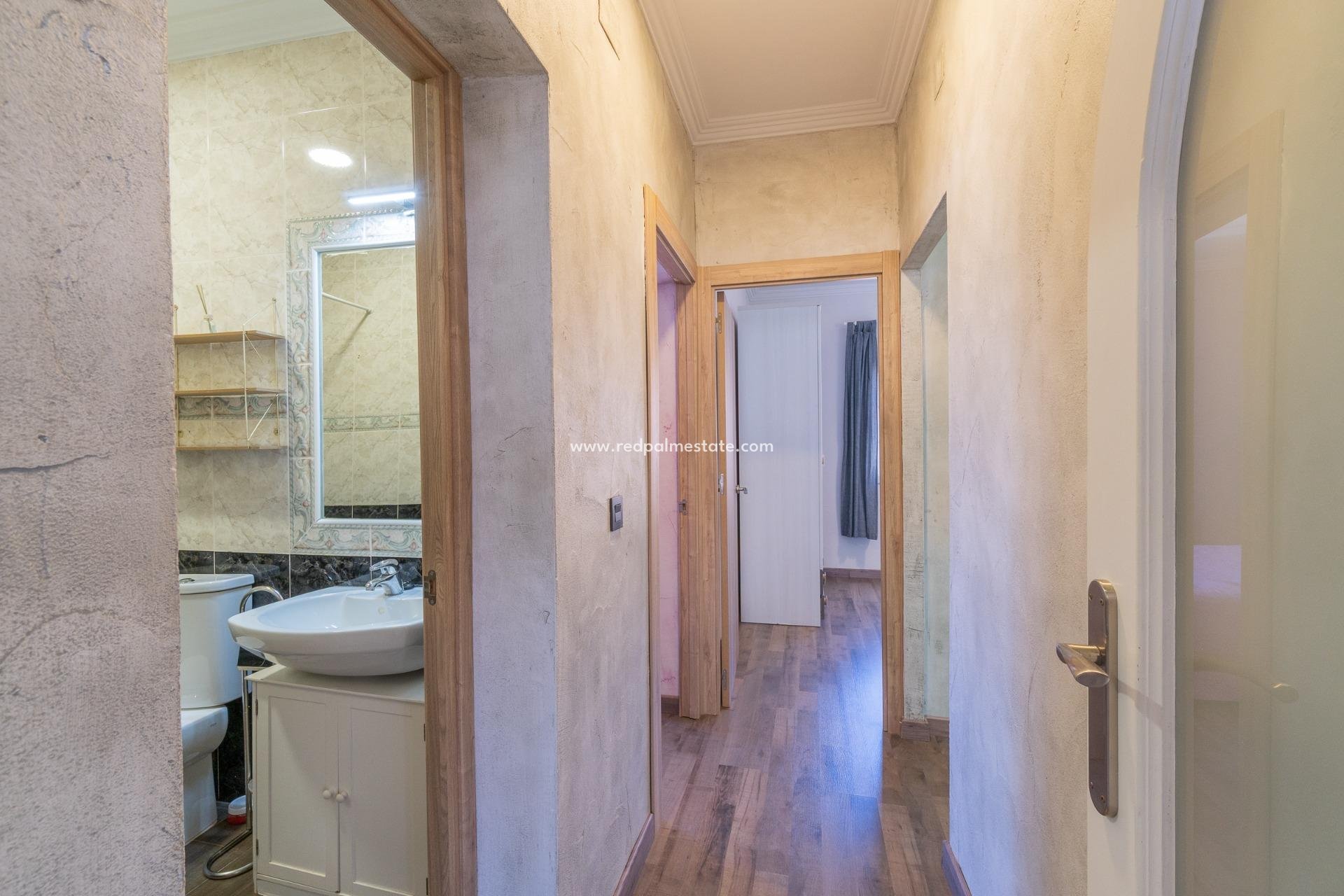 Reventa - Villa -
Torrevieja - La Siesta - El Salado - Torreta